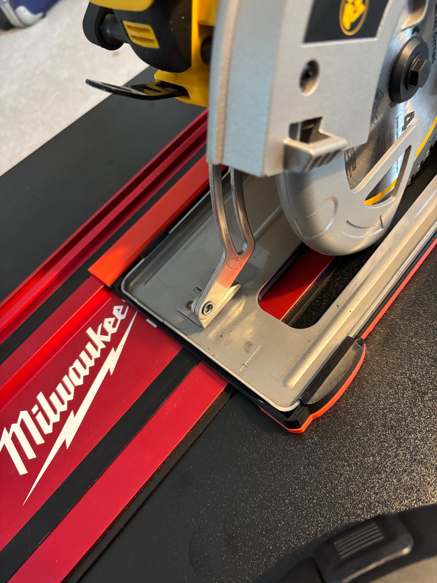 Dewalt DCS383 Metal Saw Adaptor base / Skid plate for Circular Saw to fit Milwaukee Guide rail