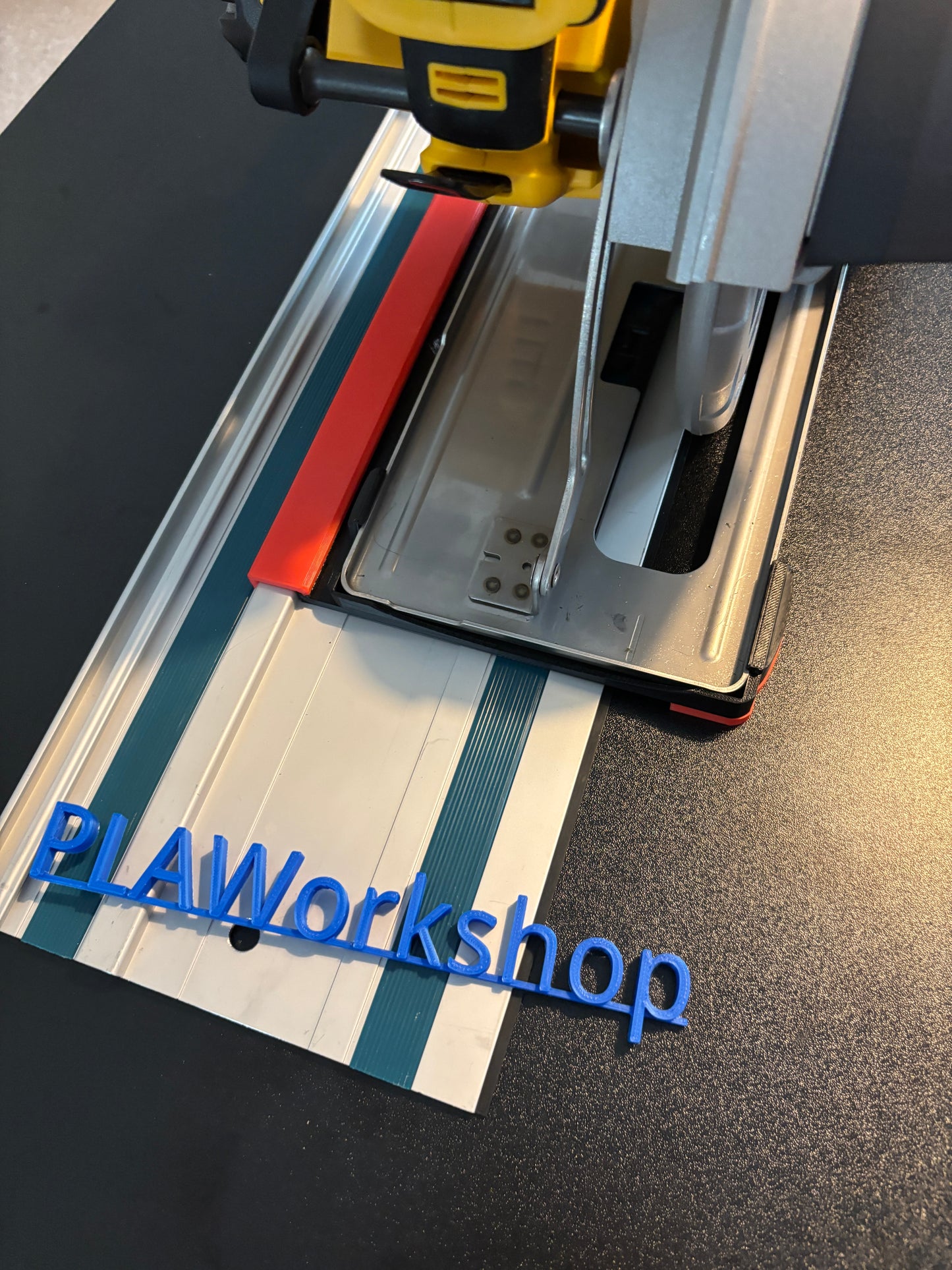 Dewalt DCS383 Metal Saw Adaptor base / Skid plate for Circular Saw to fit Makita Guide rail