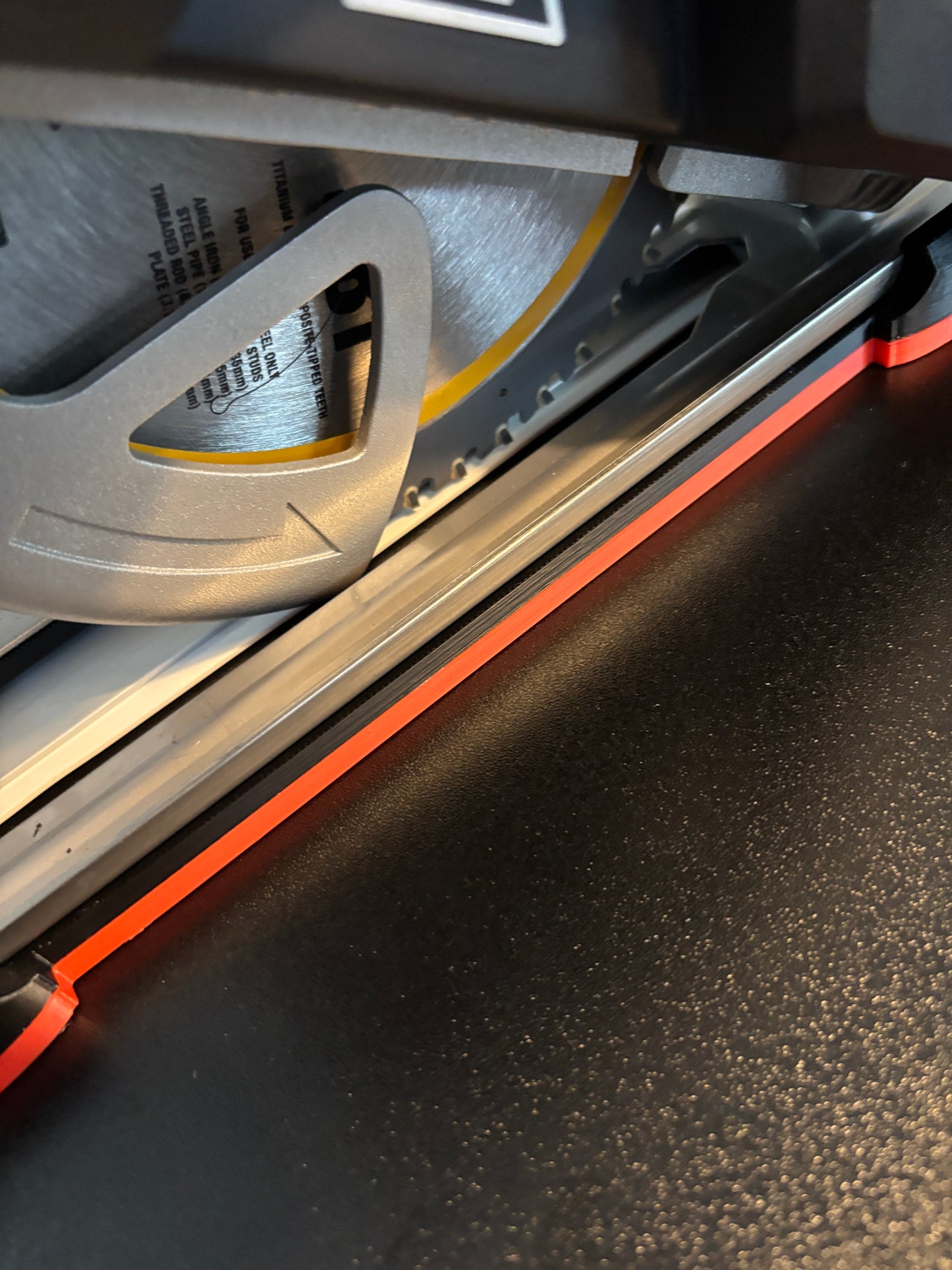 Dewalt DCS383 Metal Saw Adaptor base / Skid plate for Circular Saw to fit Evolution Guide rail