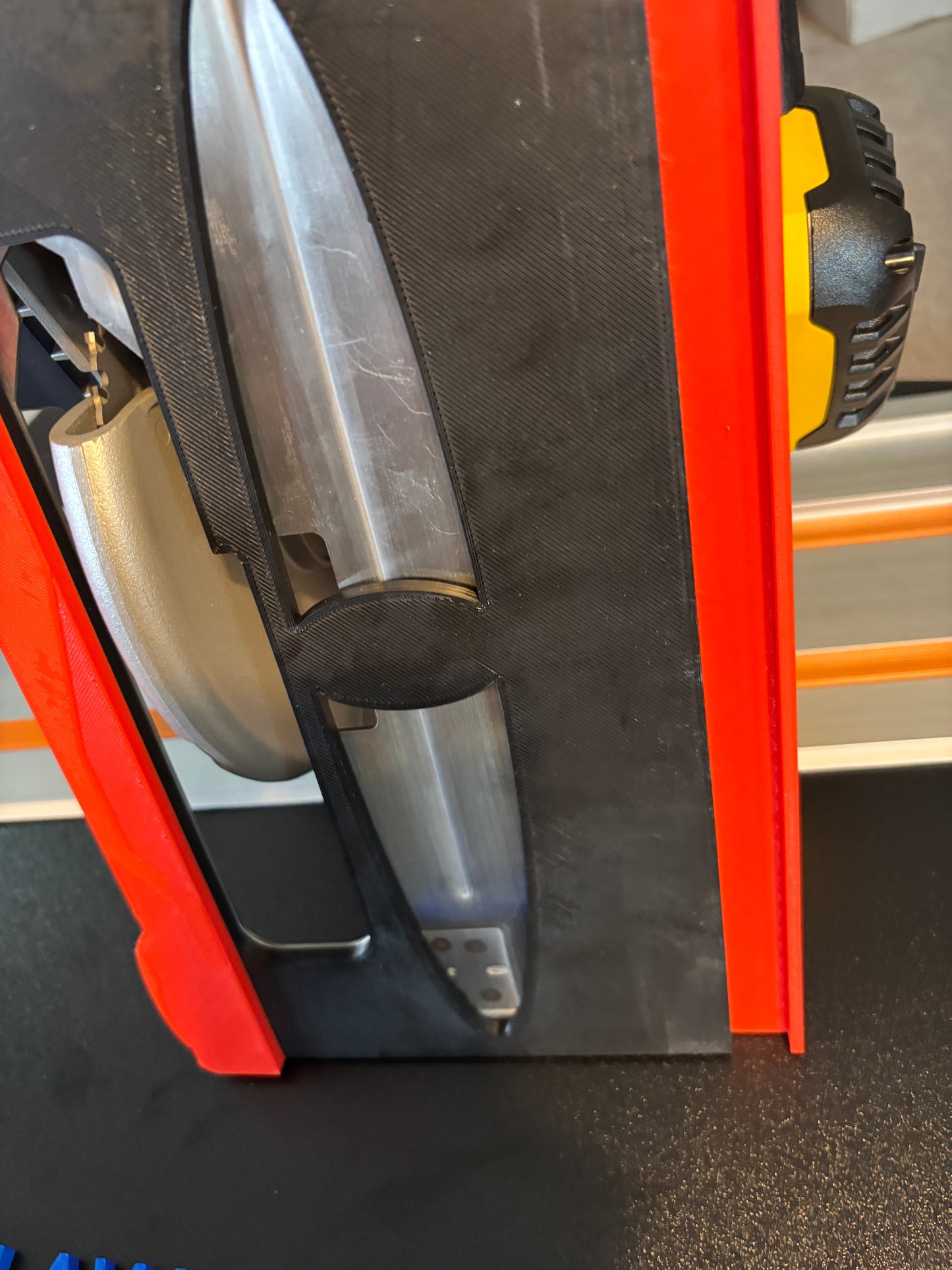 Dewalt DCS383 Metal Saw Adaptor base / Skid plate for Circular Saw to fit Evolution Guide rail