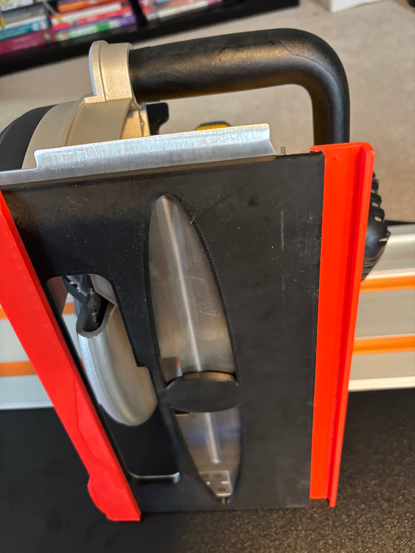 Dewalt DCS383 Metal Saw Adaptor base / Skid plate for Circular Saw to fit Evolution Guide rail