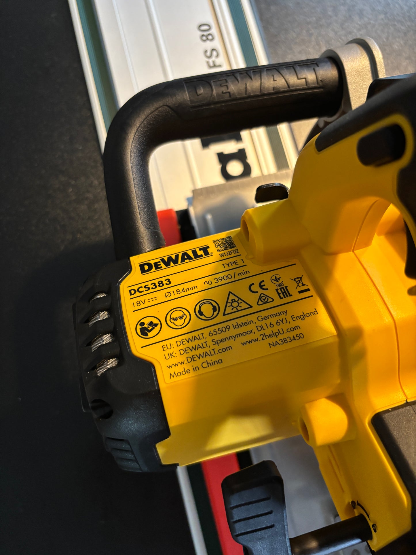 Dewalt DCS383 Metal Saw Adaptor base / Skid plate for Circular Saw to fit Metabo Guide rail