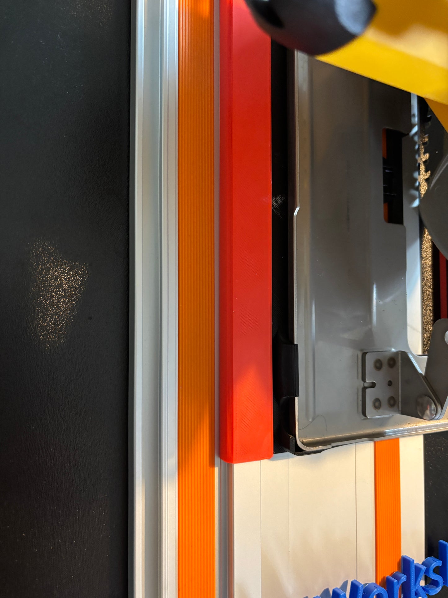 Dewalt DCS383 Metal Saw Adaptor base / Skid plate for Circular Saw to fit Triton Guide rail