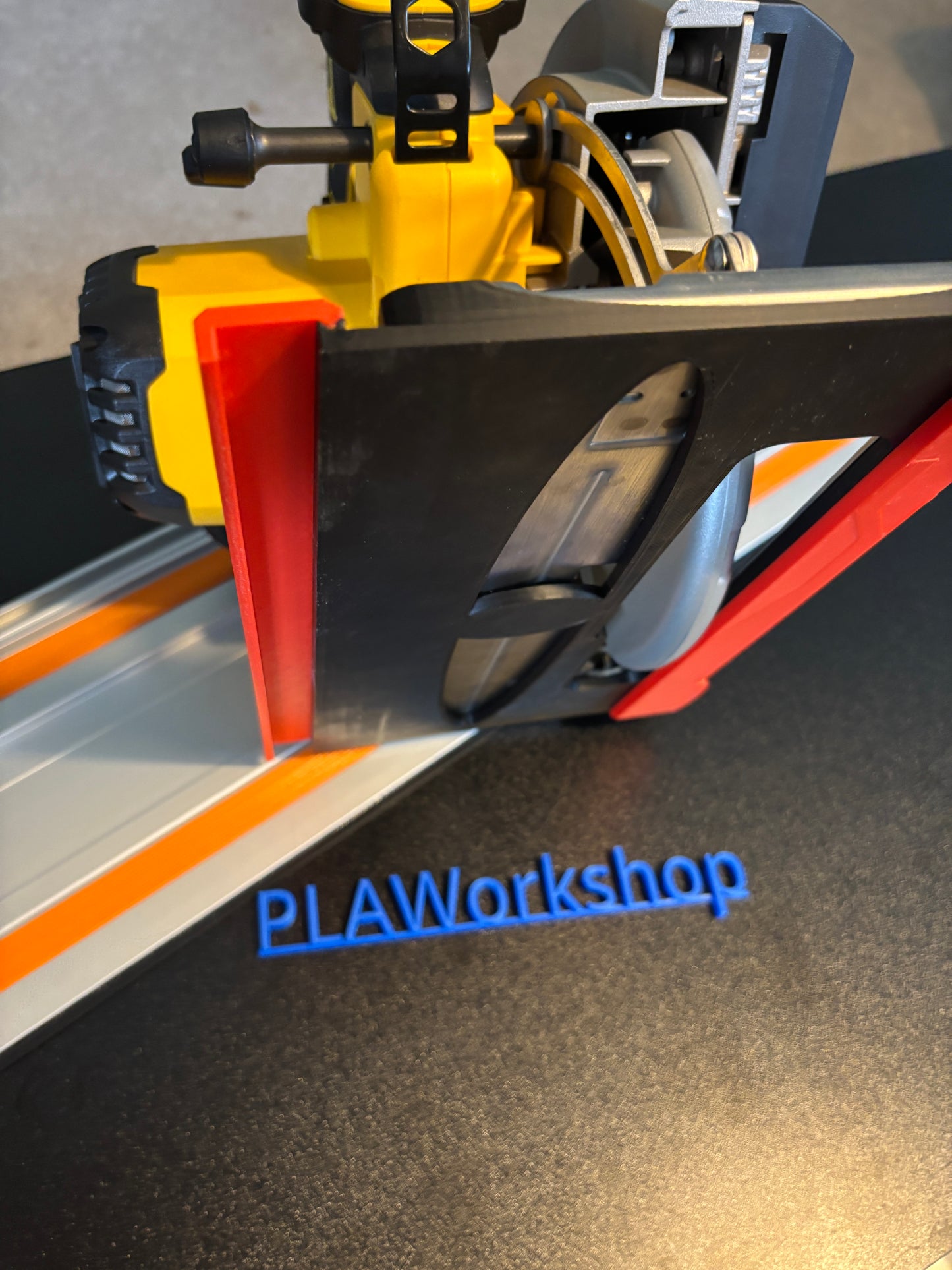 Dewalt DCS383 Metal Saw Adaptor base / Skid plate for Circular Saw to fit Triton Guide rail