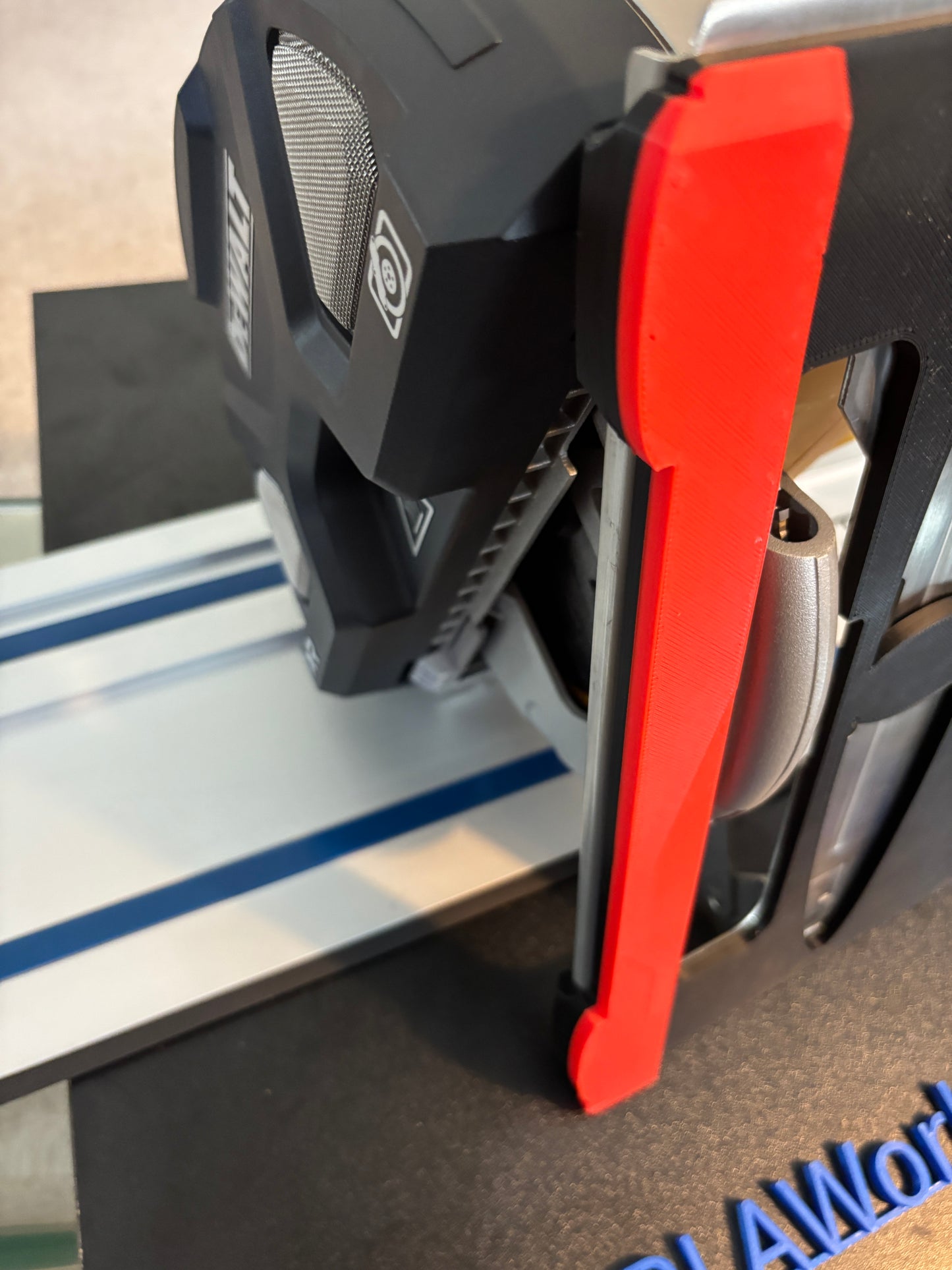 Dewalt DCS383 Metal Saw Adaptor base / Skid plate for Circular Saw to fit Scheppach Guide rail