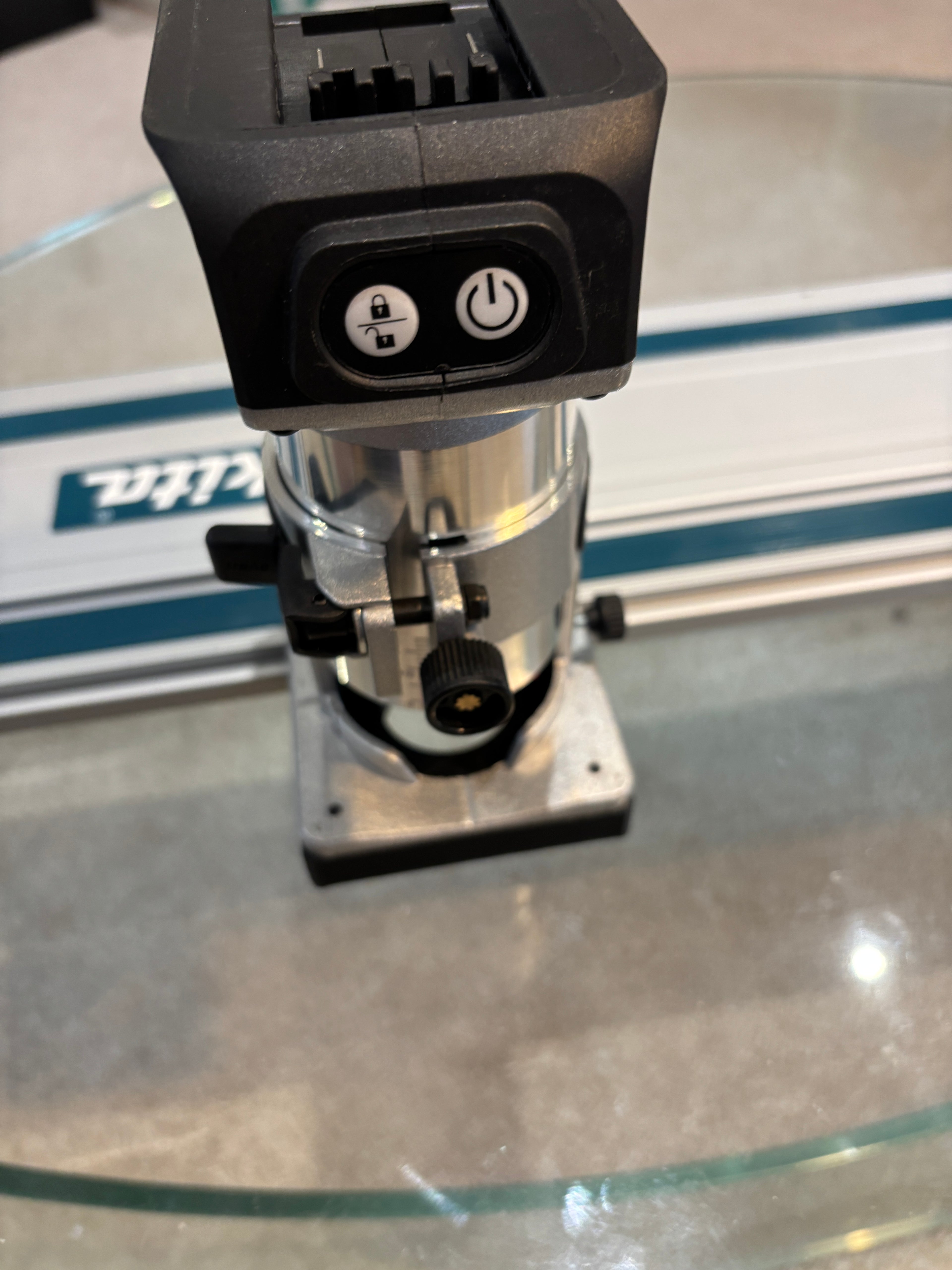 Trend T18S / R 14B Trim Router Guide Rail Adapter to Makita Track / Guide Rail