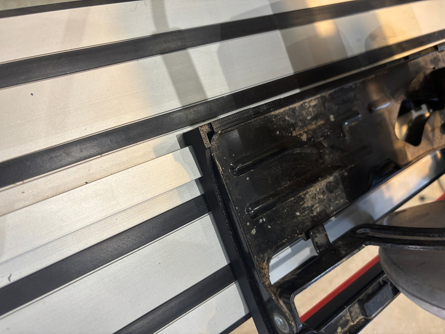 TOOLAX Adaptor for Dewalt DWE550 Circular Saw – Fits Dewalt Guide Rail