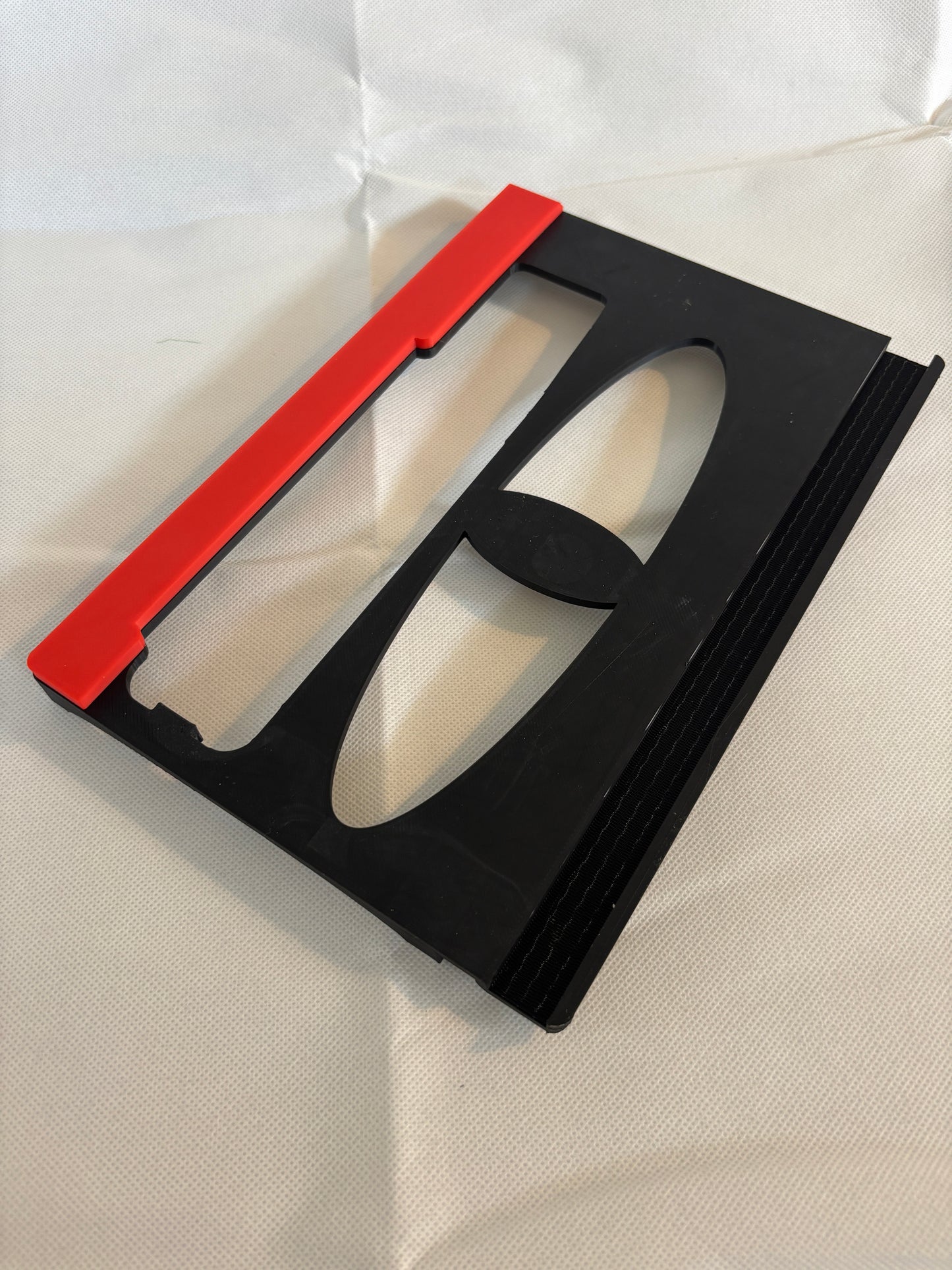 TOOLAX Adaptor base / Skid plate for Circular Saw DWE550 to fit Titan Guide rail