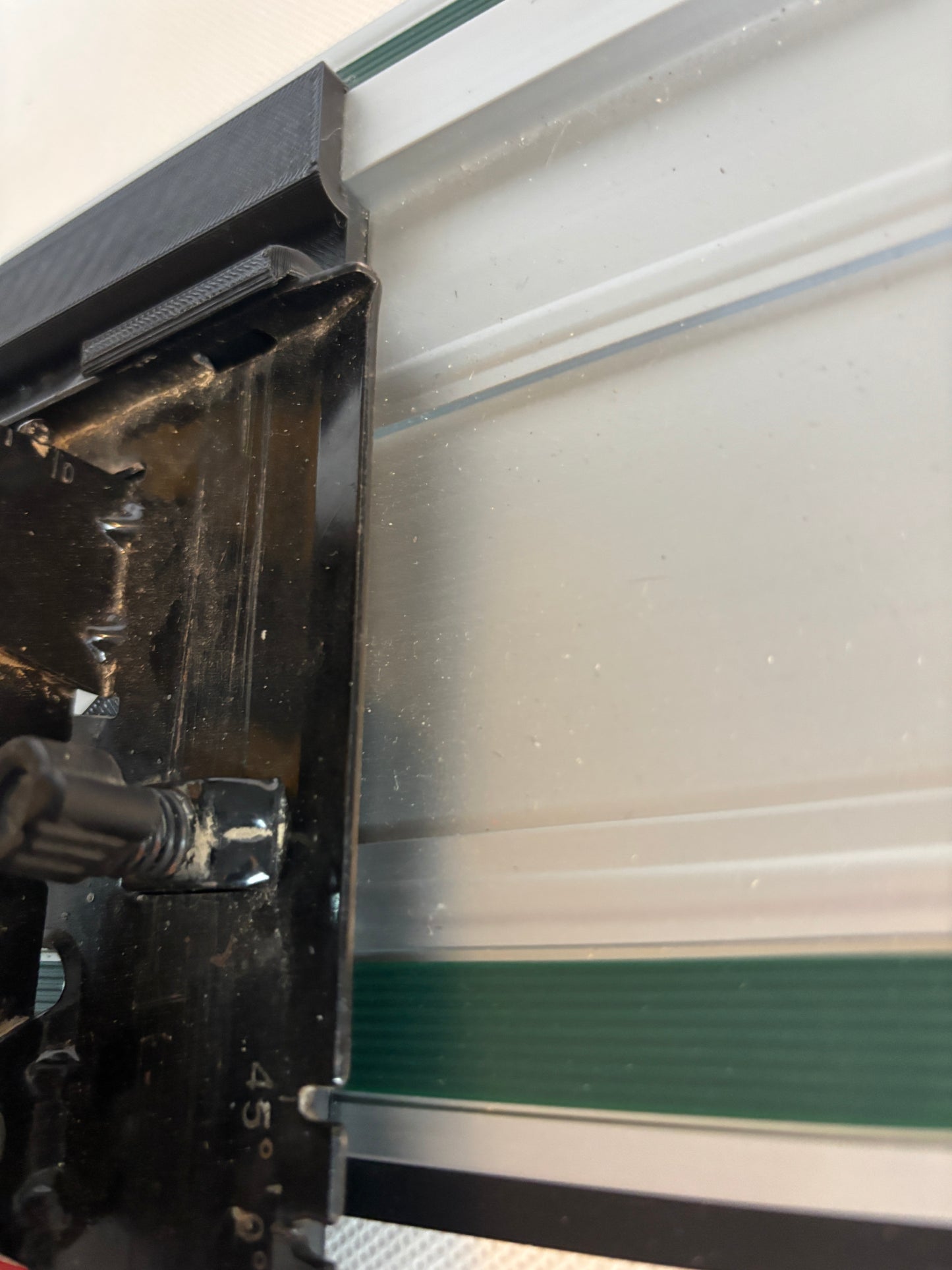 Dewalt DWE550 Adaptor base / Skid plate for Circular Saw to fit Metabo Guide rail