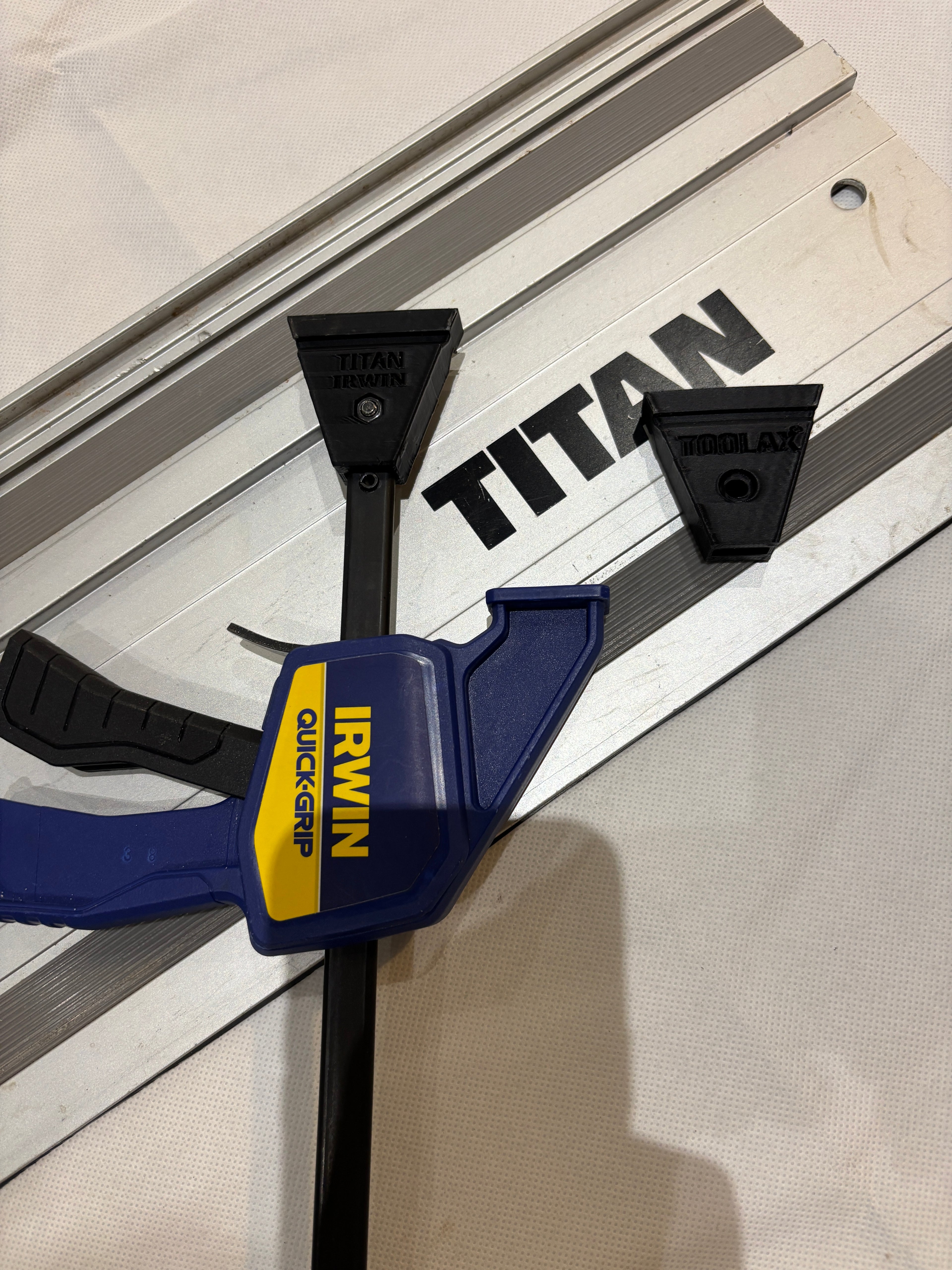 TOOLAX Quick Grip Clamp Adaptor to fit Titan Guide Rail with Riser block