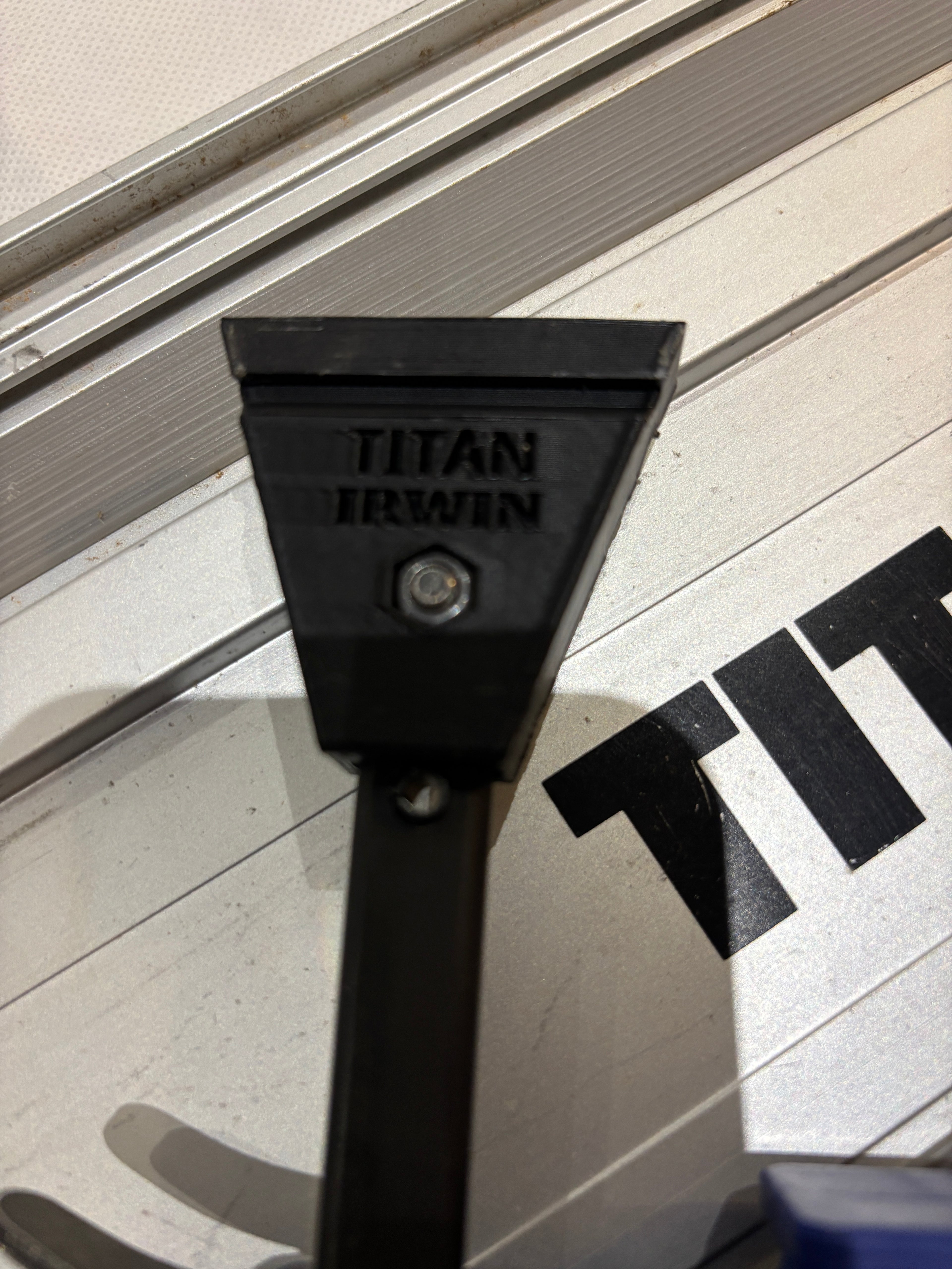 TOOLAX Quick Grip Clamp Adaptor to fit Titan Guide Rail with Riser block