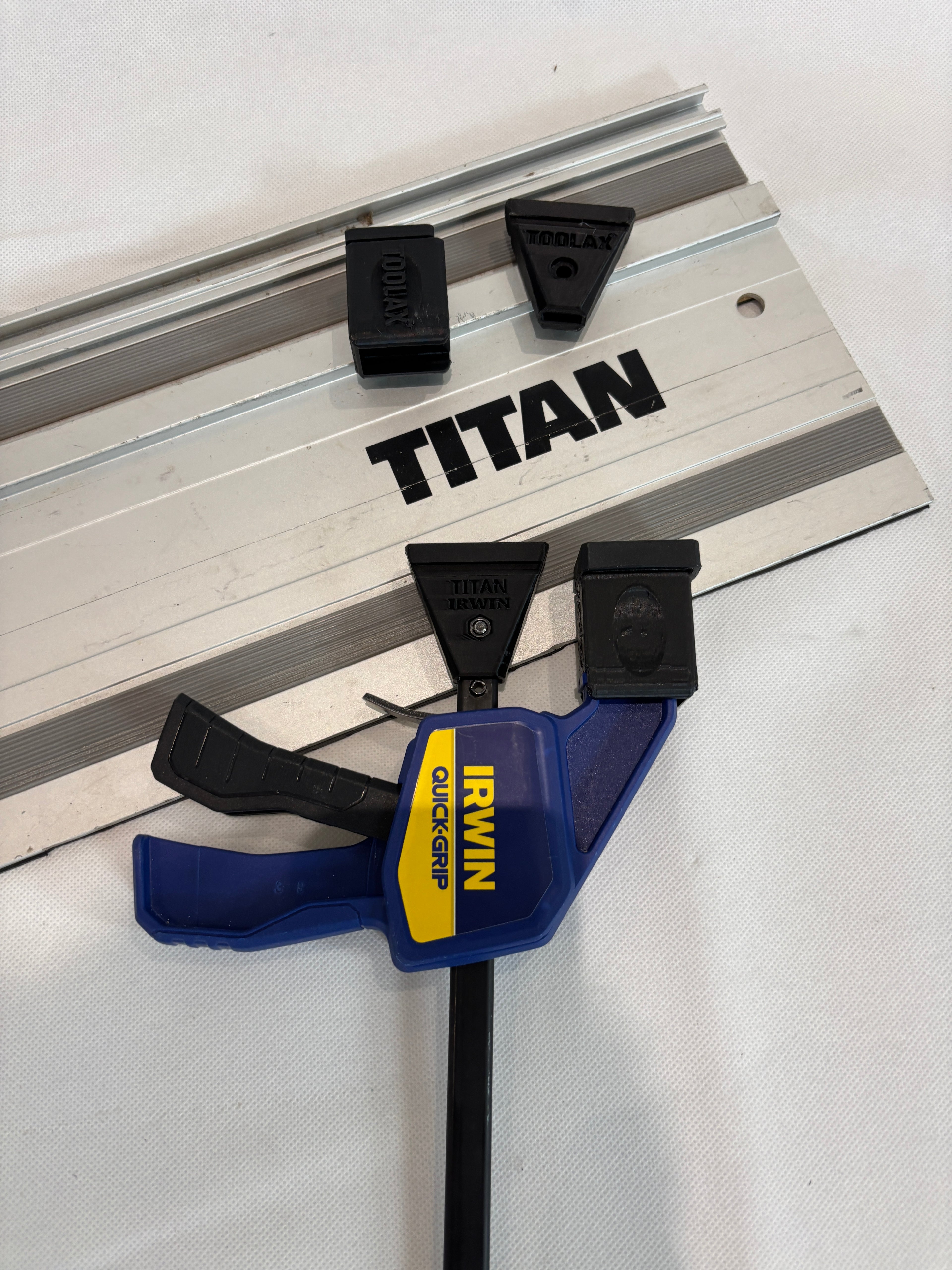 Pair of TOOLAX Quick Grip Clamp Adaptor to fit Titan Guide Rail with Riser block