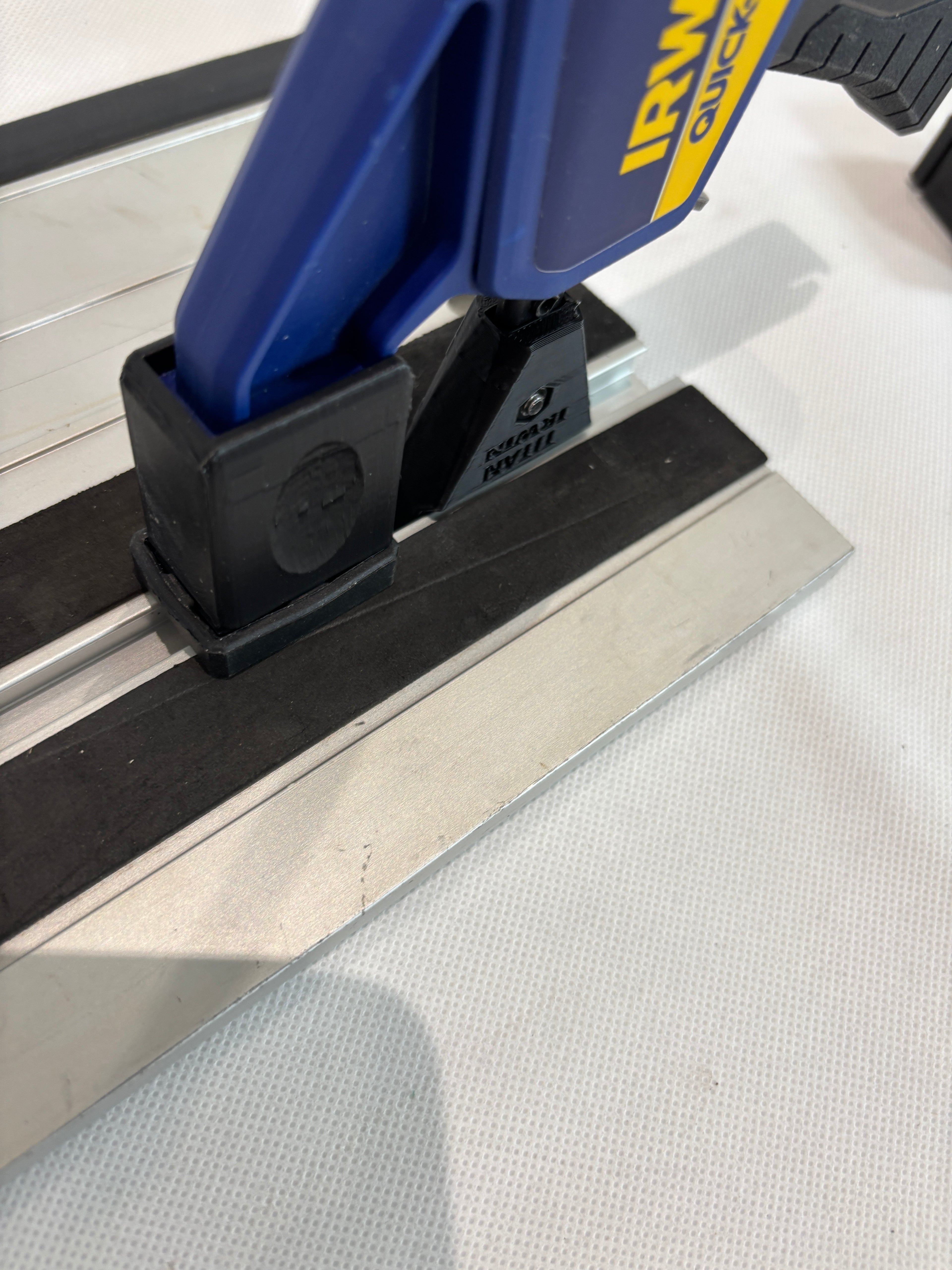 Pair of TOOLAX Quick Grip Clamp Adaptor to fit Titan Guide Rail with Riser block