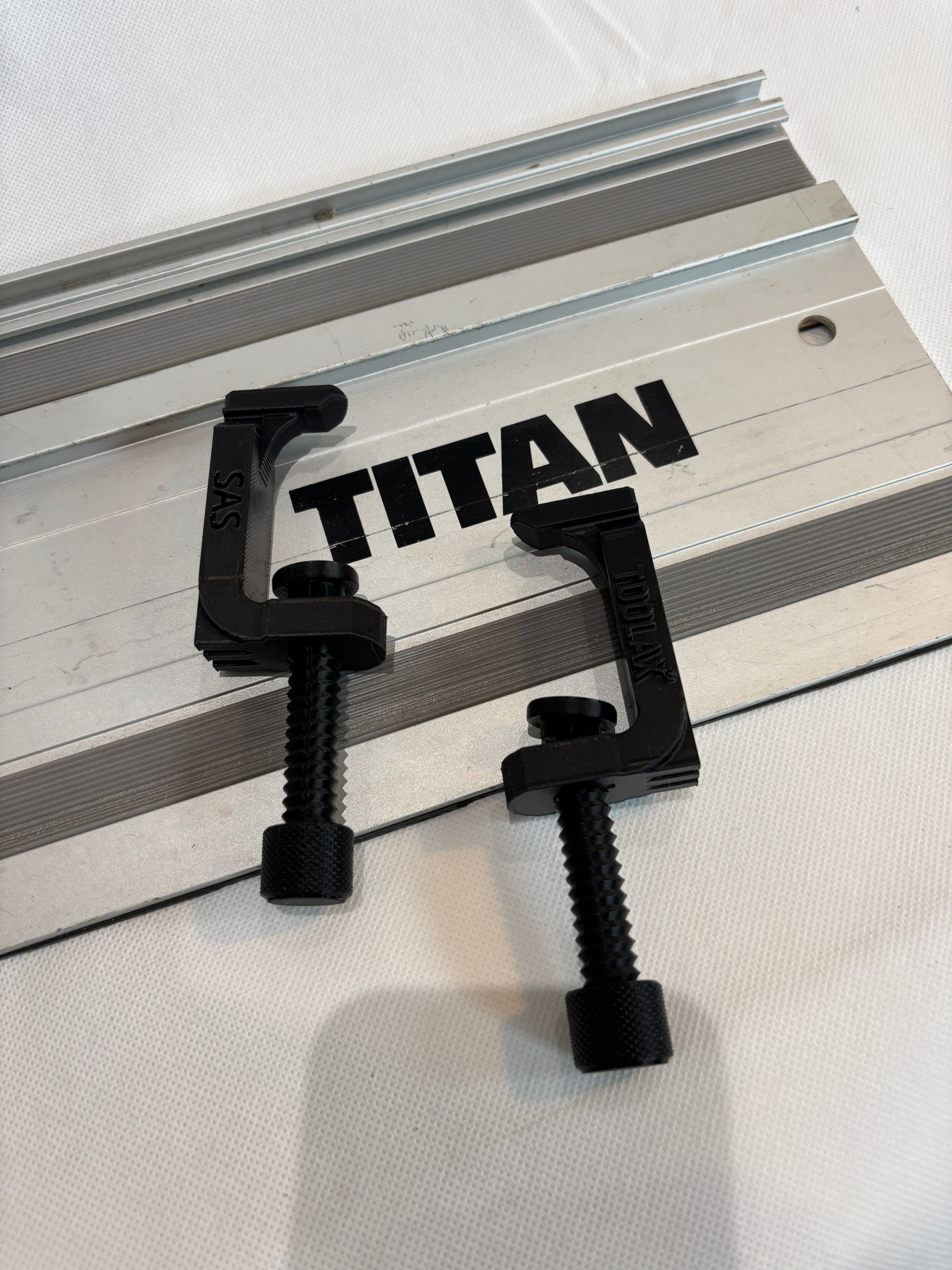TOOLAX All In One Clamp G-Style - compatible with  Titan track saw guide rail