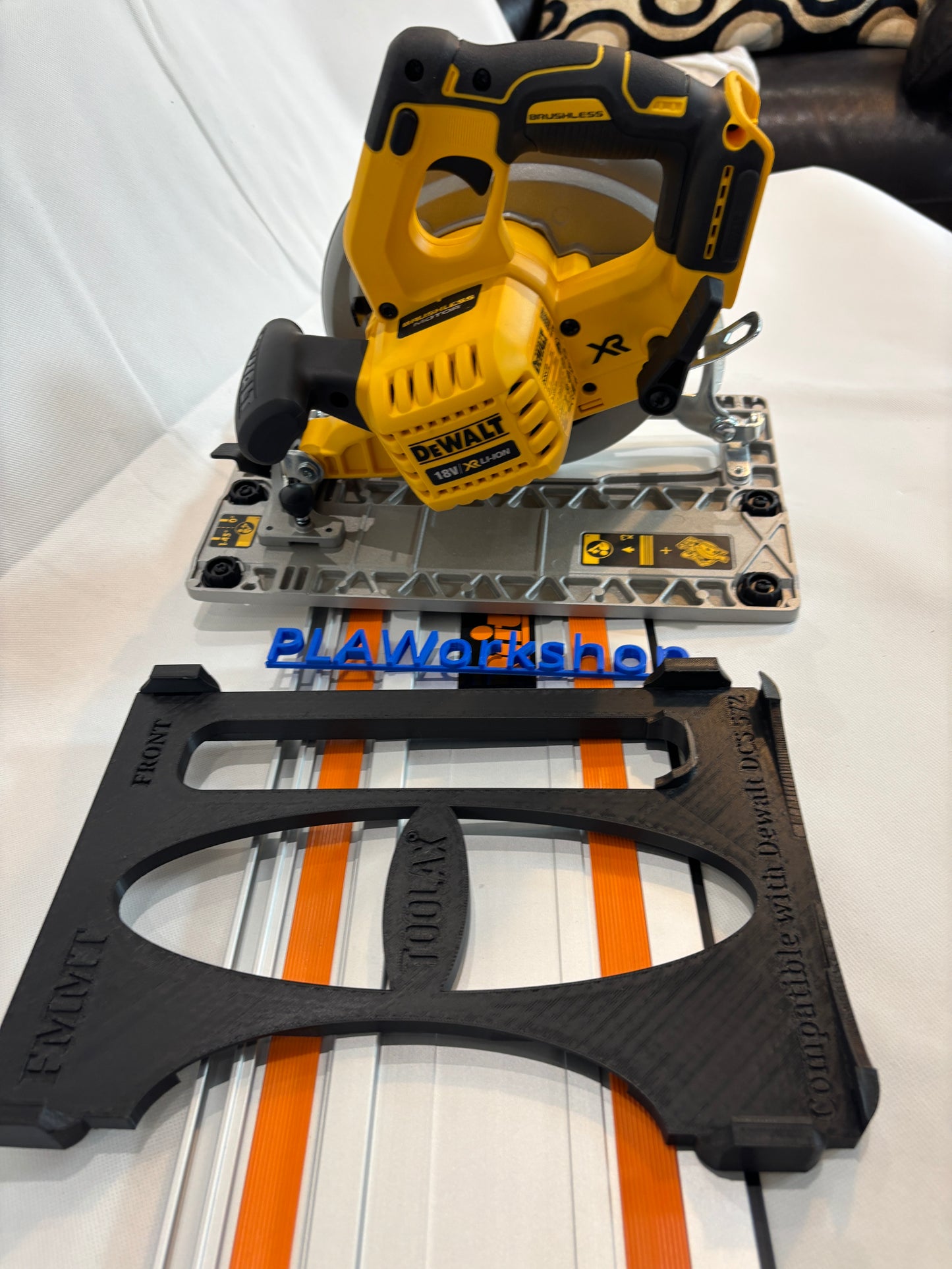 Dewalt DCS572 Adaptor base / Skid plate / Shoe for Circular Saw compatible with Triton Guide rail