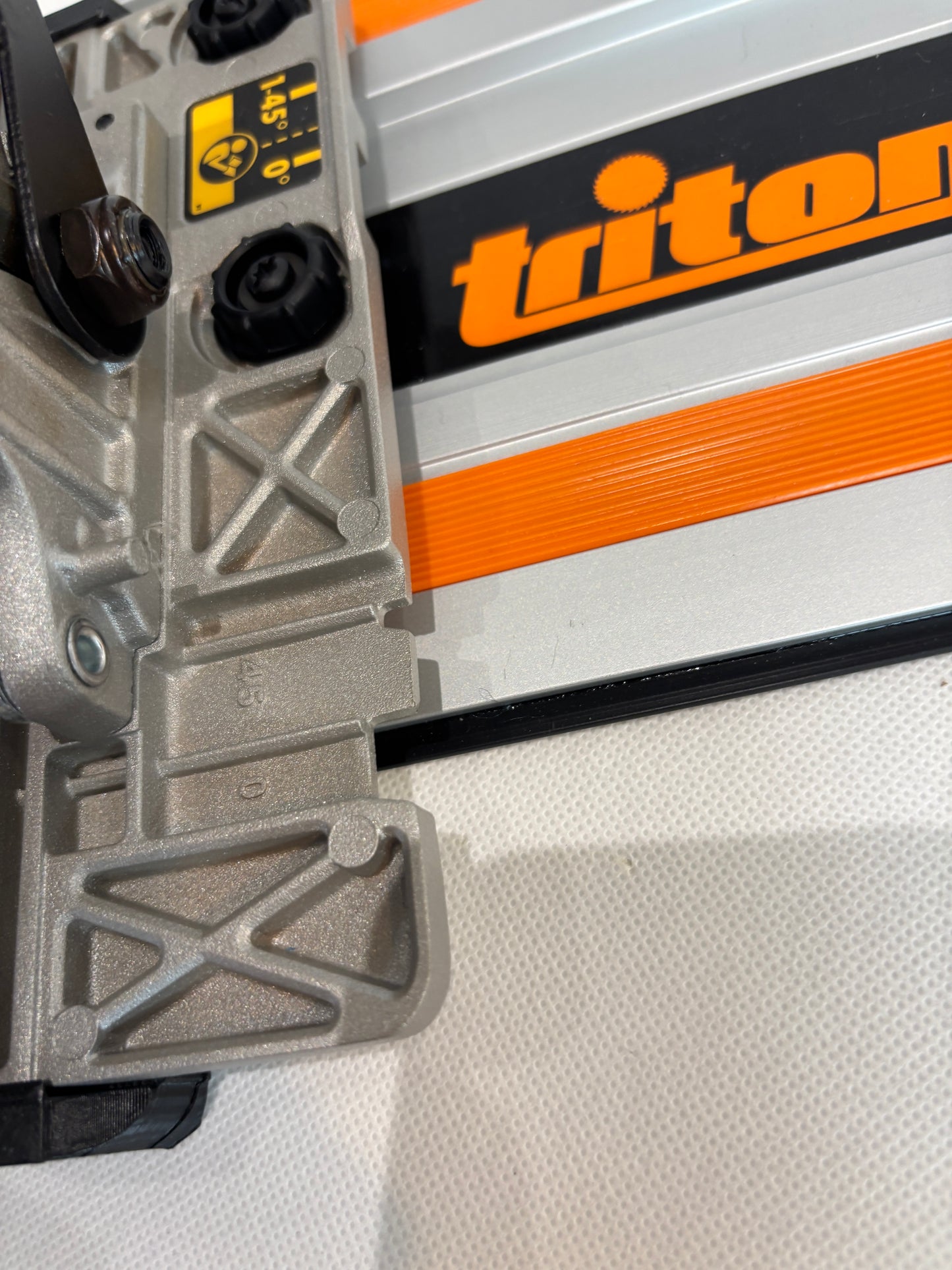 Dewalt DCS572 Adaptor base / Skid plate / Shoe for Circular Saw compatible with Triton Guide rail