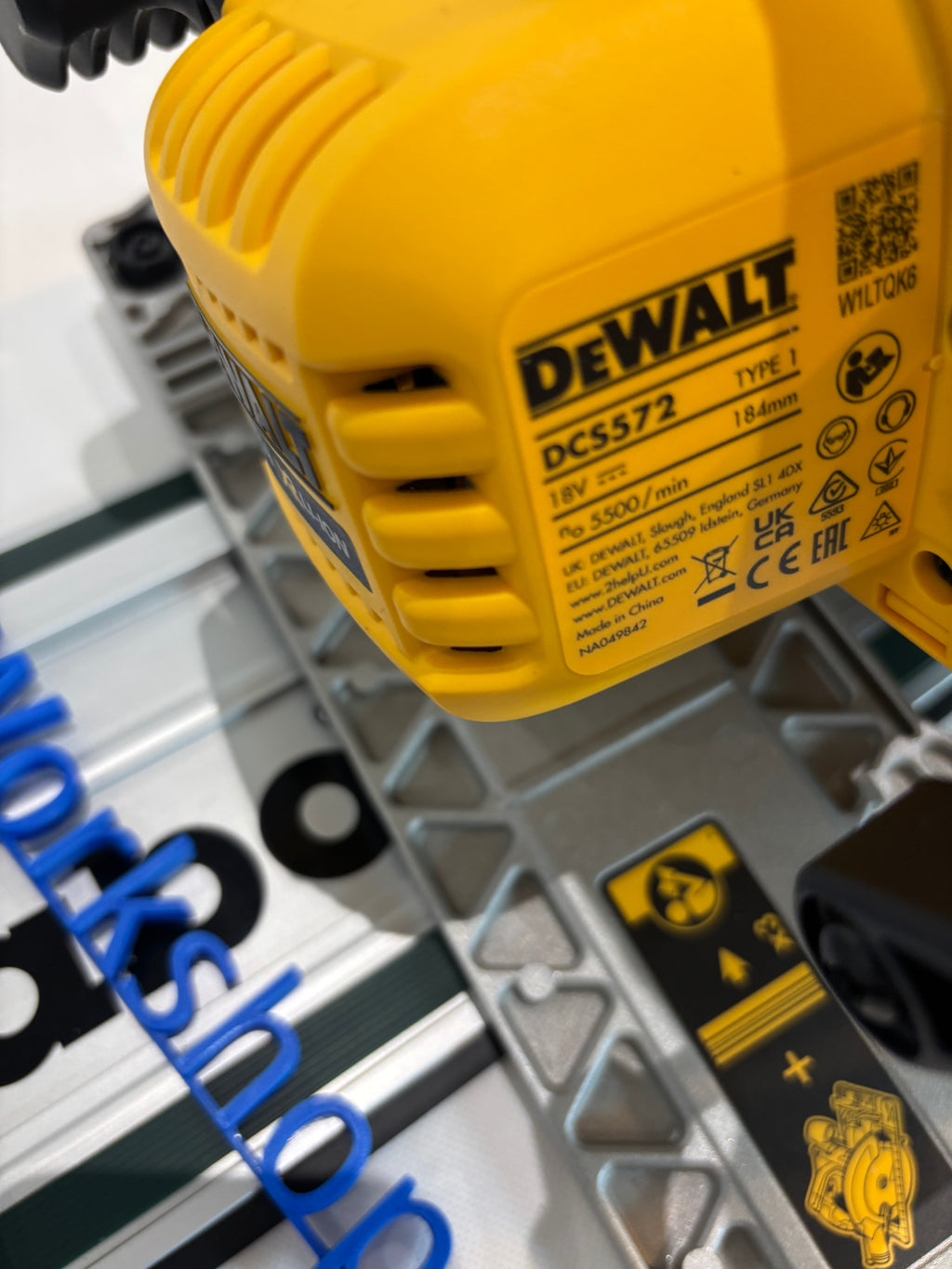 Dewalt DCS572 Adaptor base / Skid plate / Shoe for Circular Saw compatible with Metabo Guide rail
