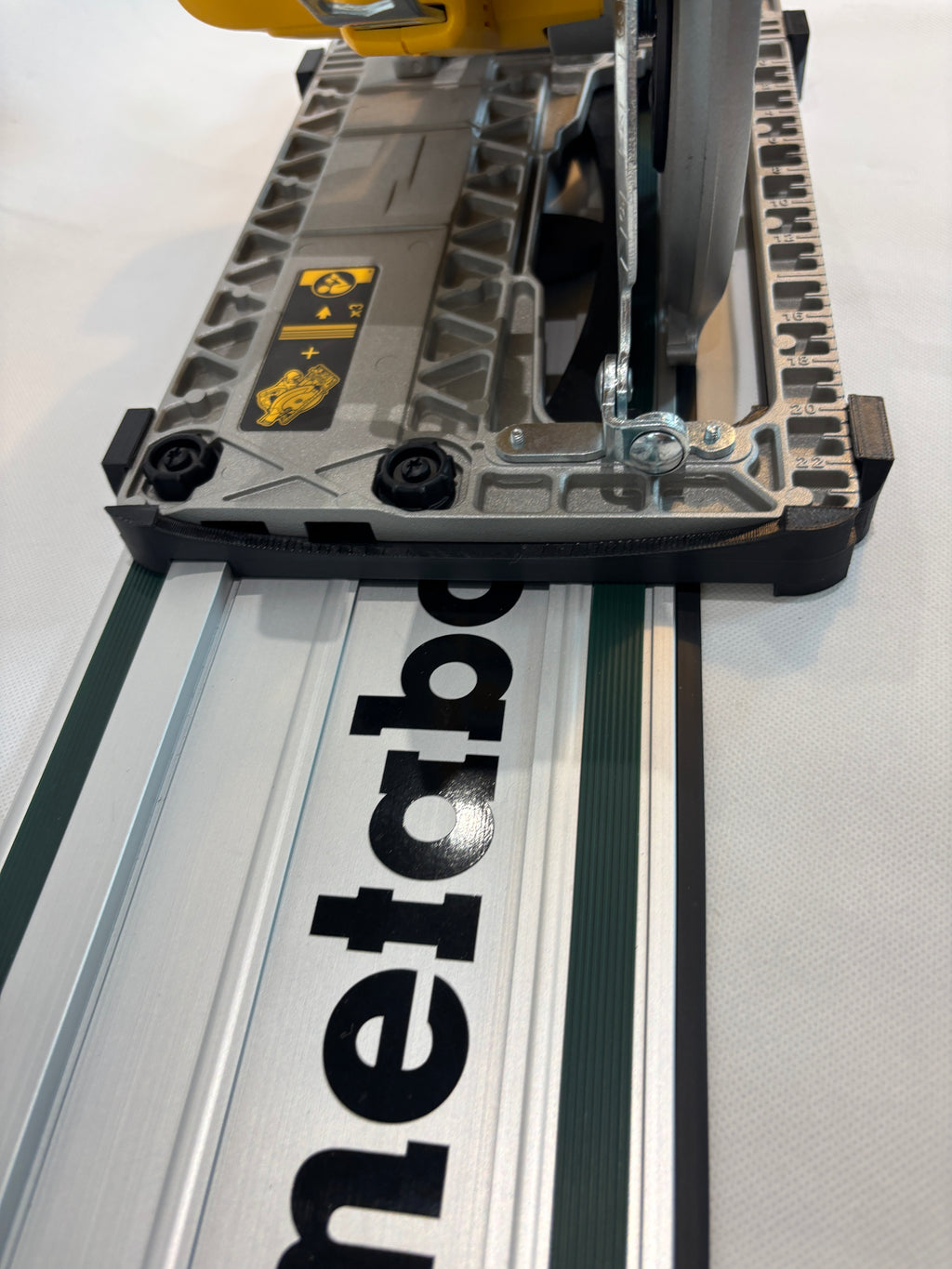 Dewalt DCS572 Adaptor base / Skid plate / Shoe for Circular Saw compatible with Metabo Guide rail