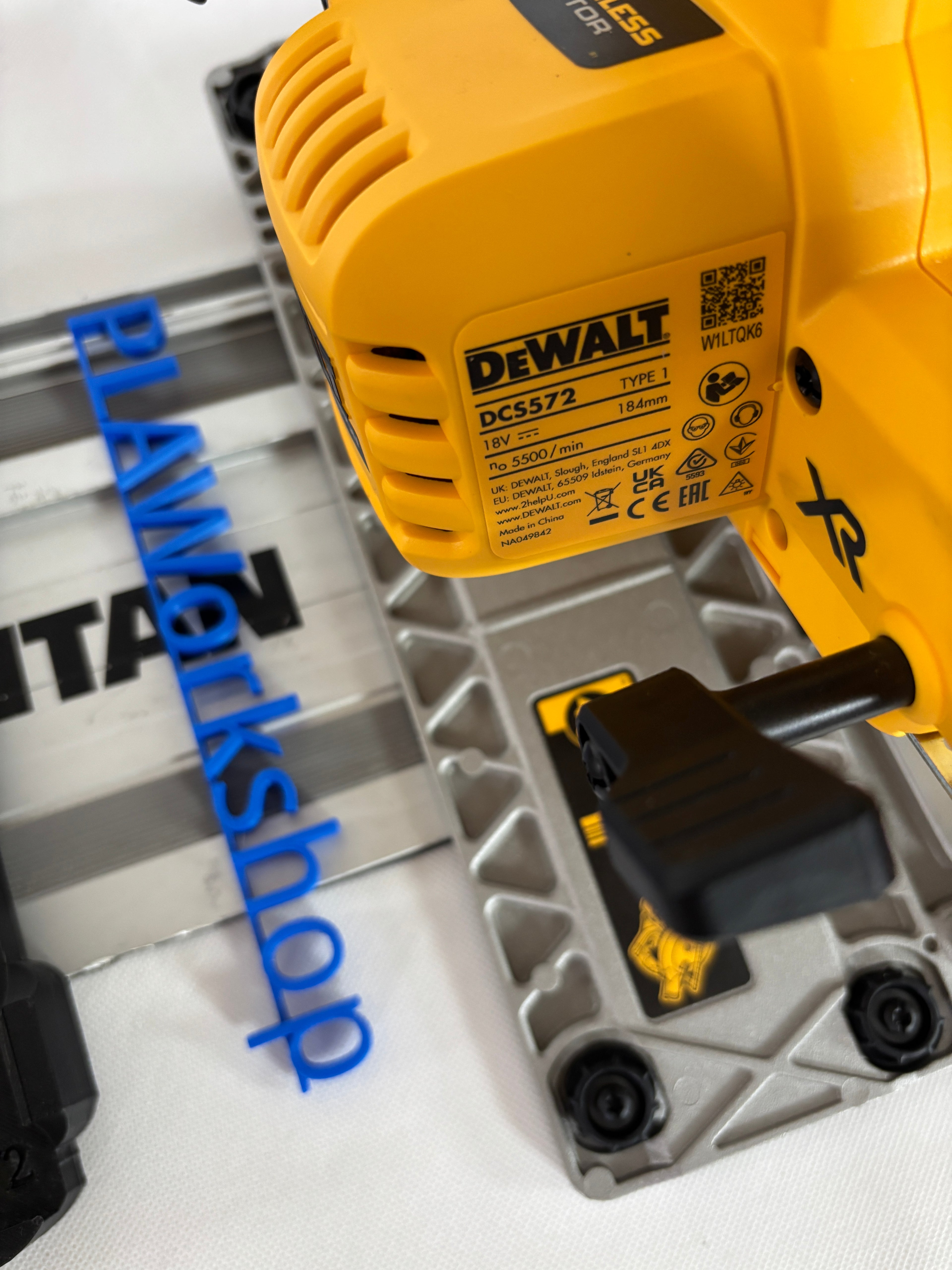 Dewalt DCS572 Adaptor base / Skid plate / Shoe for Circular Saw compatible with Titan Guide rail