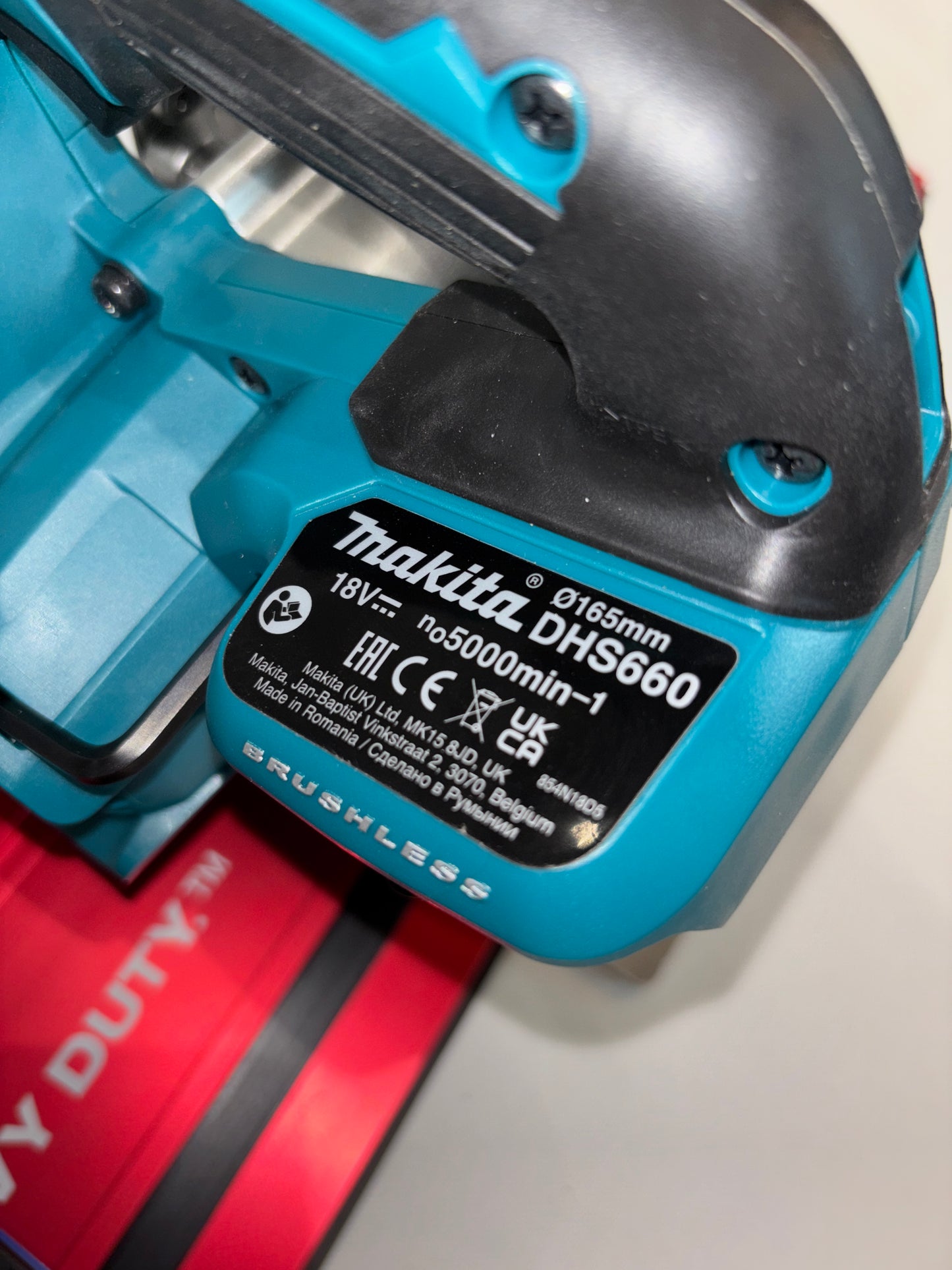 TOOLAX Adaptor Base / Skid plate, compatible with Makita DHS660 / XSH04 Circular saw to fit Milwaukee Guide Rail