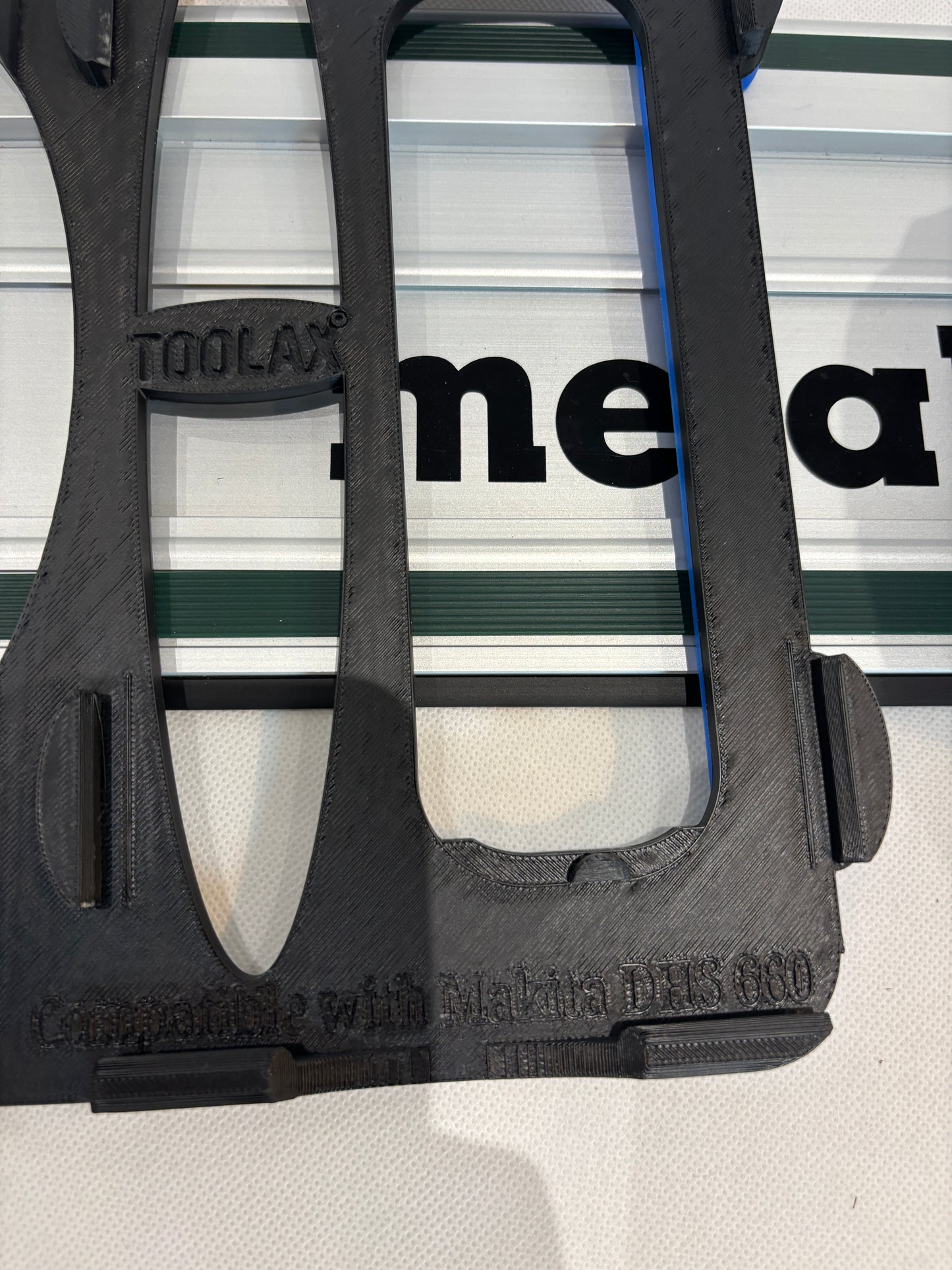 TOOLAX Adaptor Base / Skid plate, compatible with Makita DHS660 / XSH04 Circular saw to fit Metabo Guide Rail