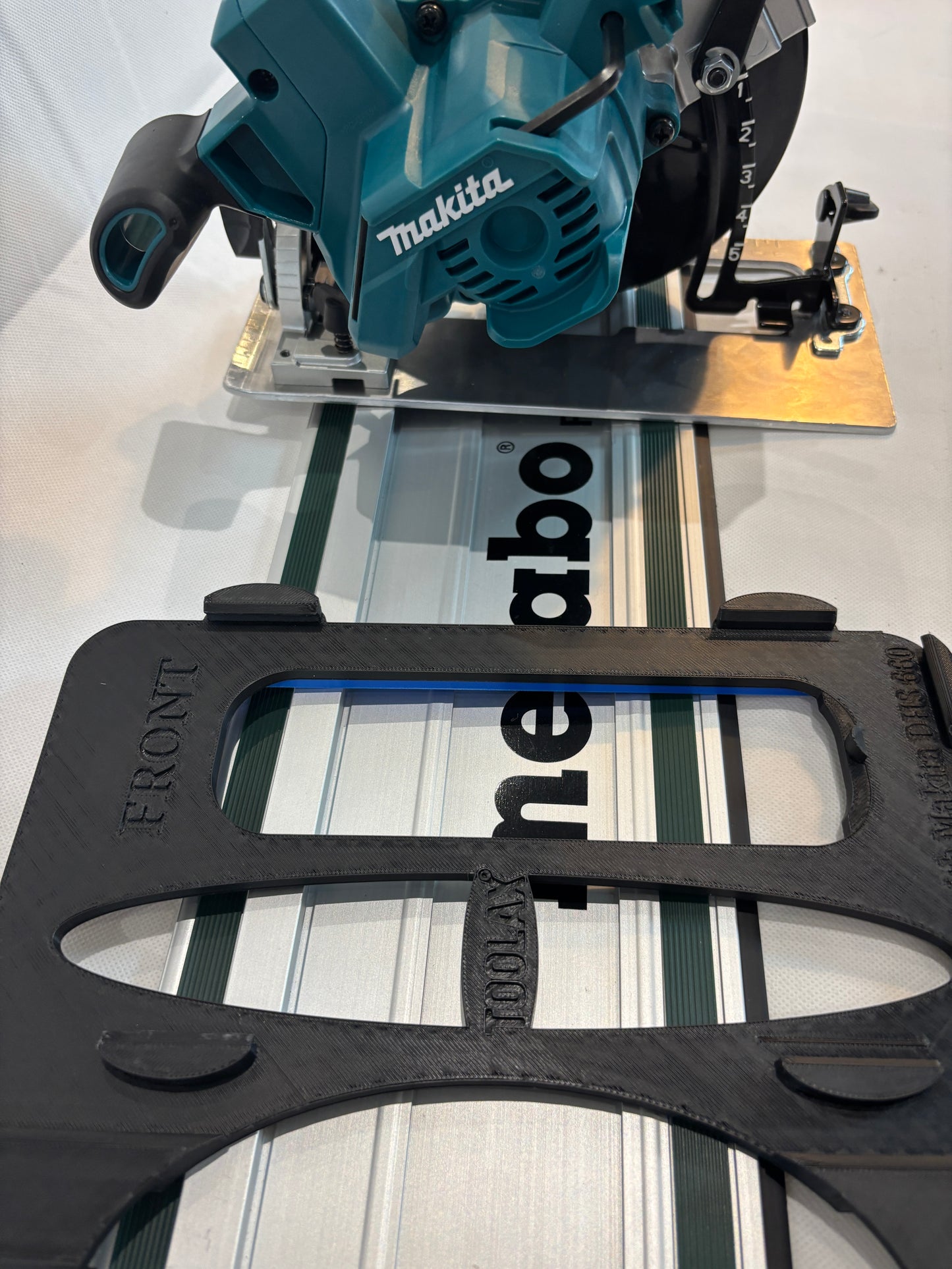 TOOLAX Adaptor Base / Skid plate, compatible with Makita DHS660 / XSH04 Circular saw to fit Metabo Guide Rail