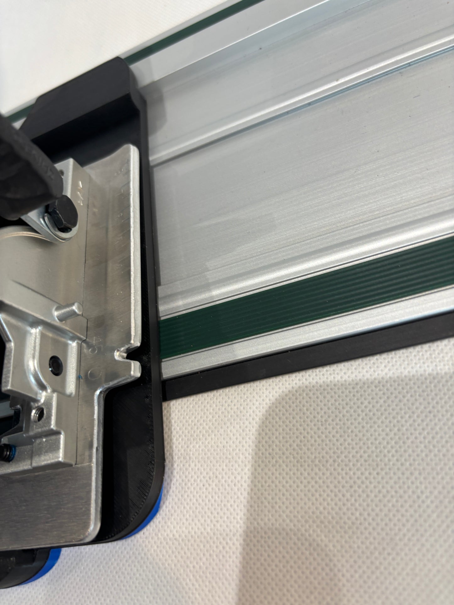 TOOLAX Adaptor Base / Skid plate, compatible with Makita DHS660 / XSH04 Circular saw to fit Metabo Guide Rail