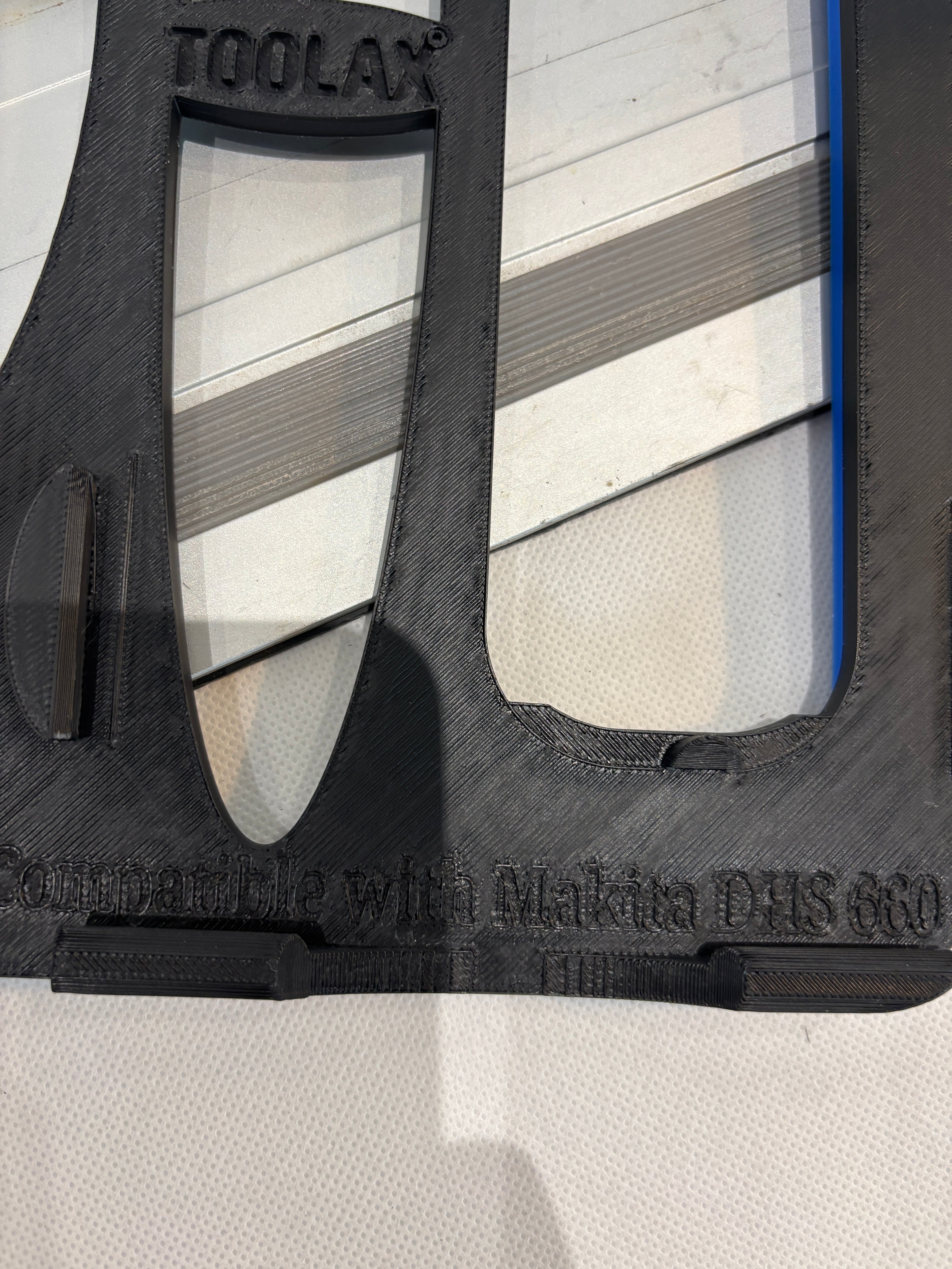 TOOLAX Adaptor Base / Skid plate compatible with Makita DHS660 / XSH04 Circular saw to fit Titan Guide Rail