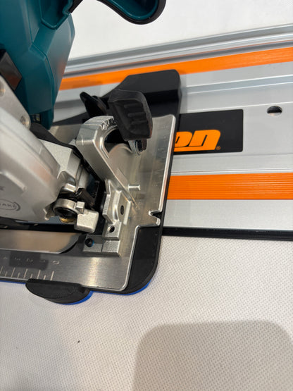 TOOLAX Adaptor Base / Skid plate, compatible with Makita DHS660 / XSH04 Circular saw to fit Triton Guide Rail