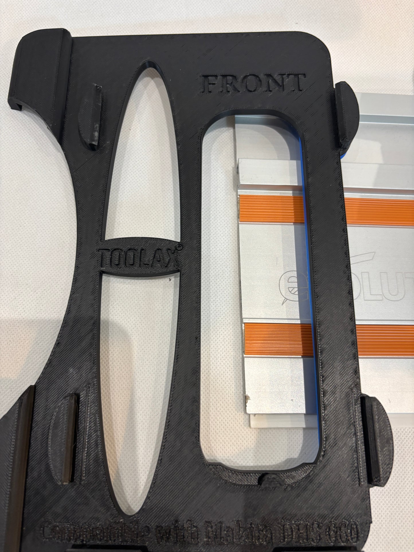 TOOLAX Adaptor Base / Skid plate, compatible with Makita DHS660 / XSH04 Circular saw to fit Evolution Guide Rail