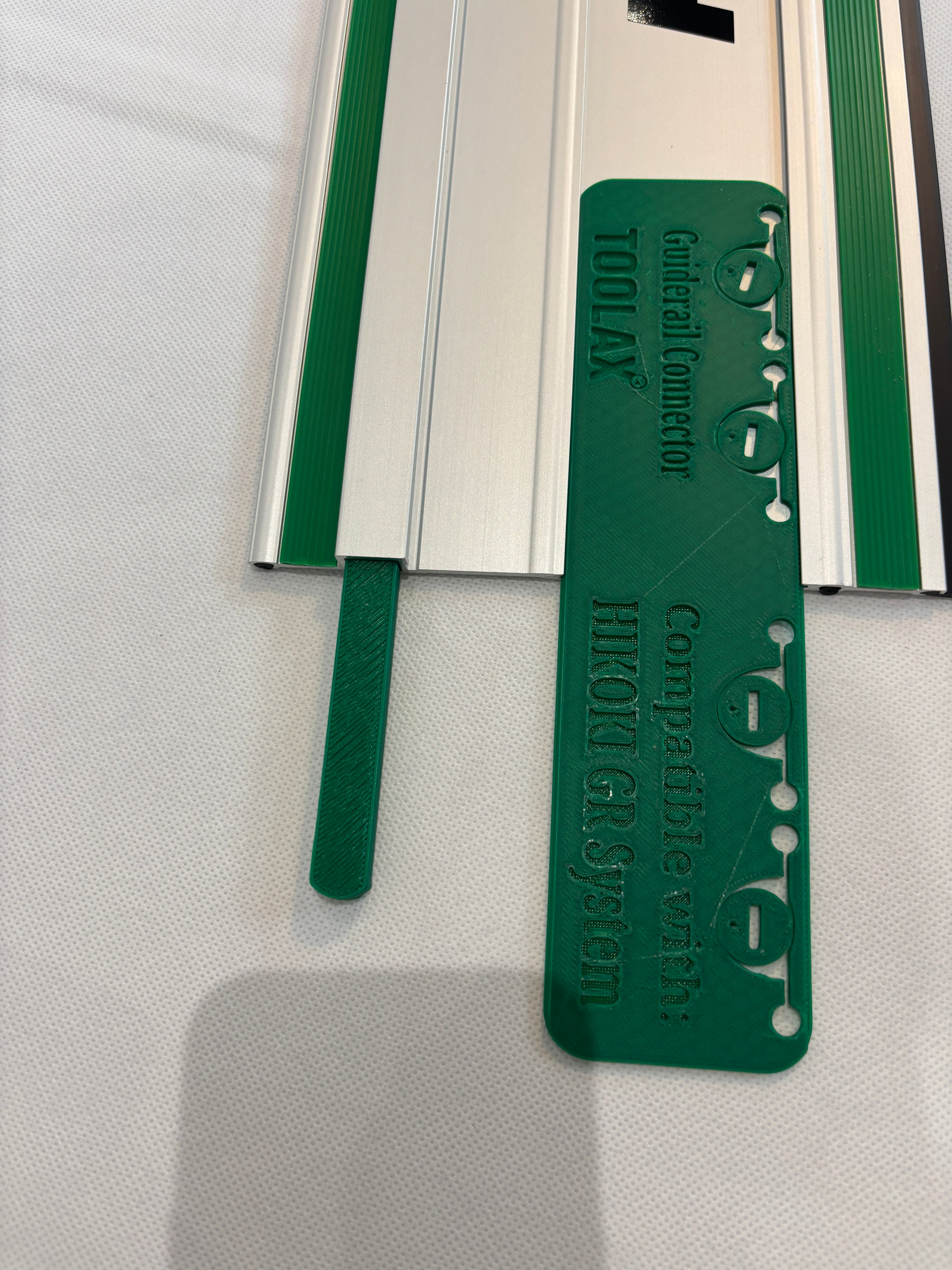 TOOLAX Connector compatible with the Hikoki GR guide rails - Fast, Precise and Secure