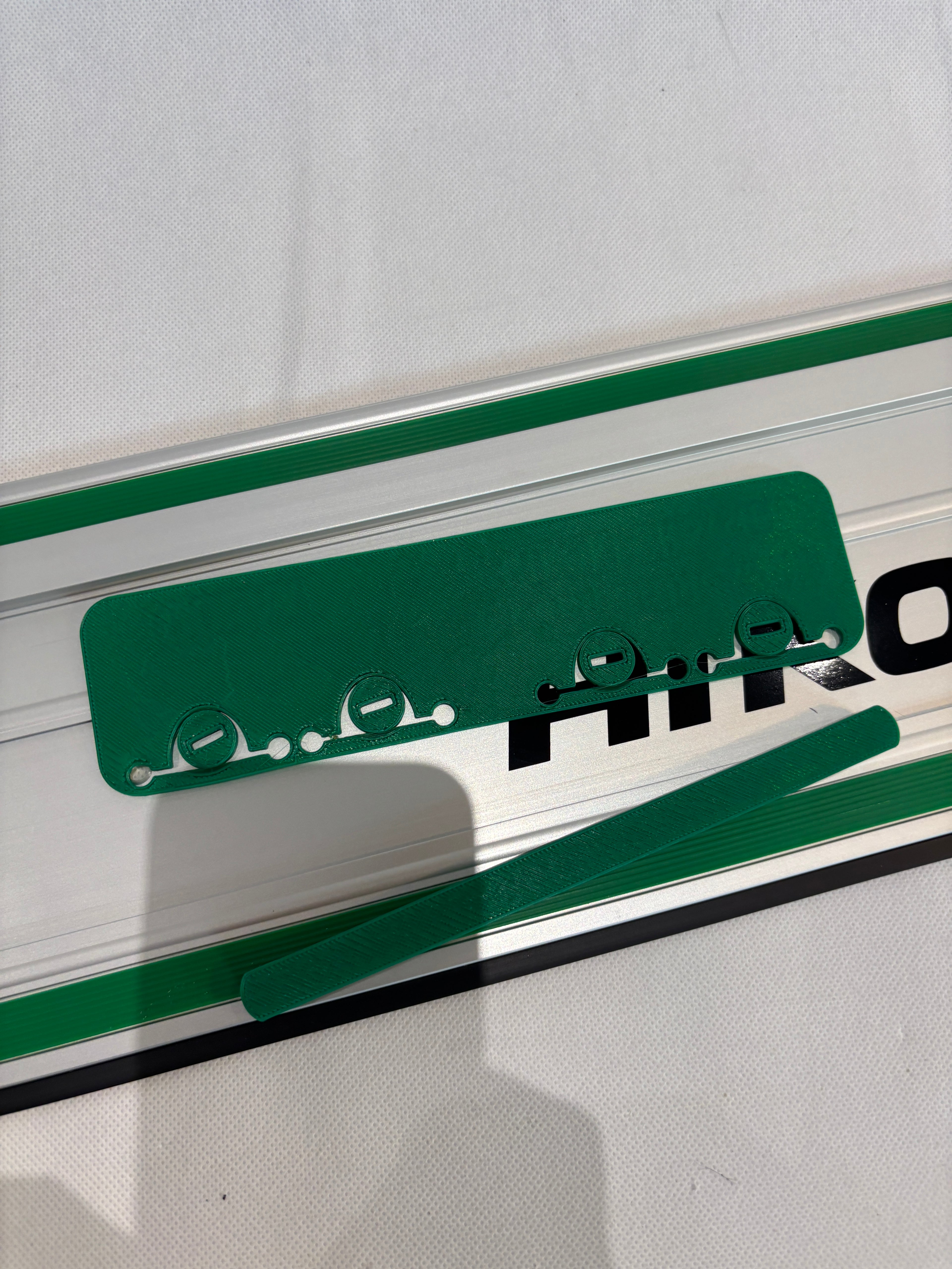 TOOLAX Connector compatible with the Hikoki GR guide rails - Fast, Precise and Secure