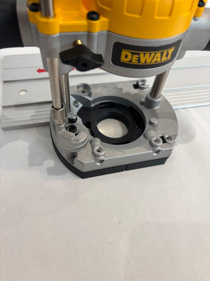 TOOLAX Adaptor to fit Mafell Guide rail for Dewalt Routers: D26203, D26204 & DCW604