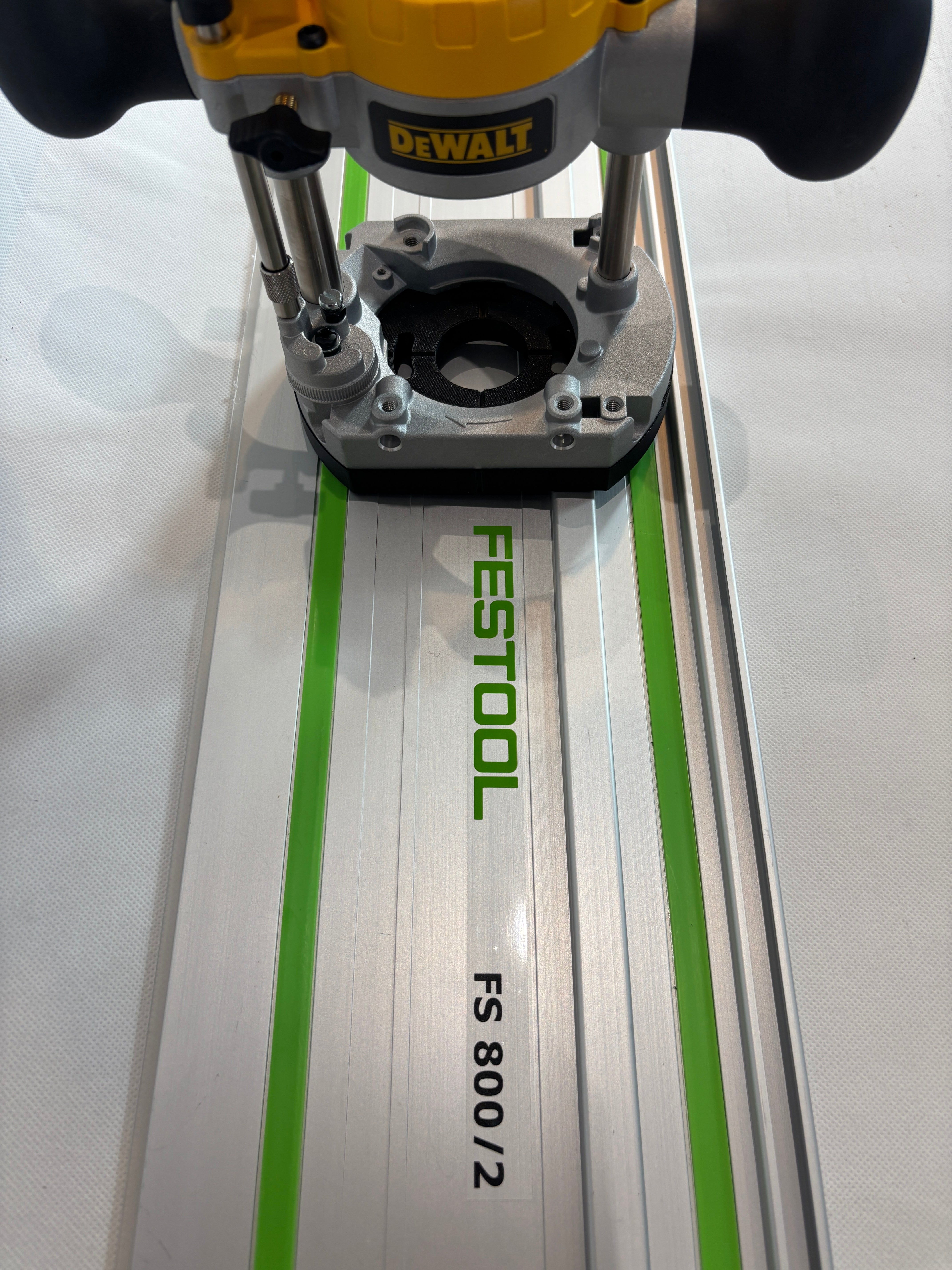 TOOLAX Adaptor to fit Festool Guide rail for Dewalt Routers: D26203, D ...