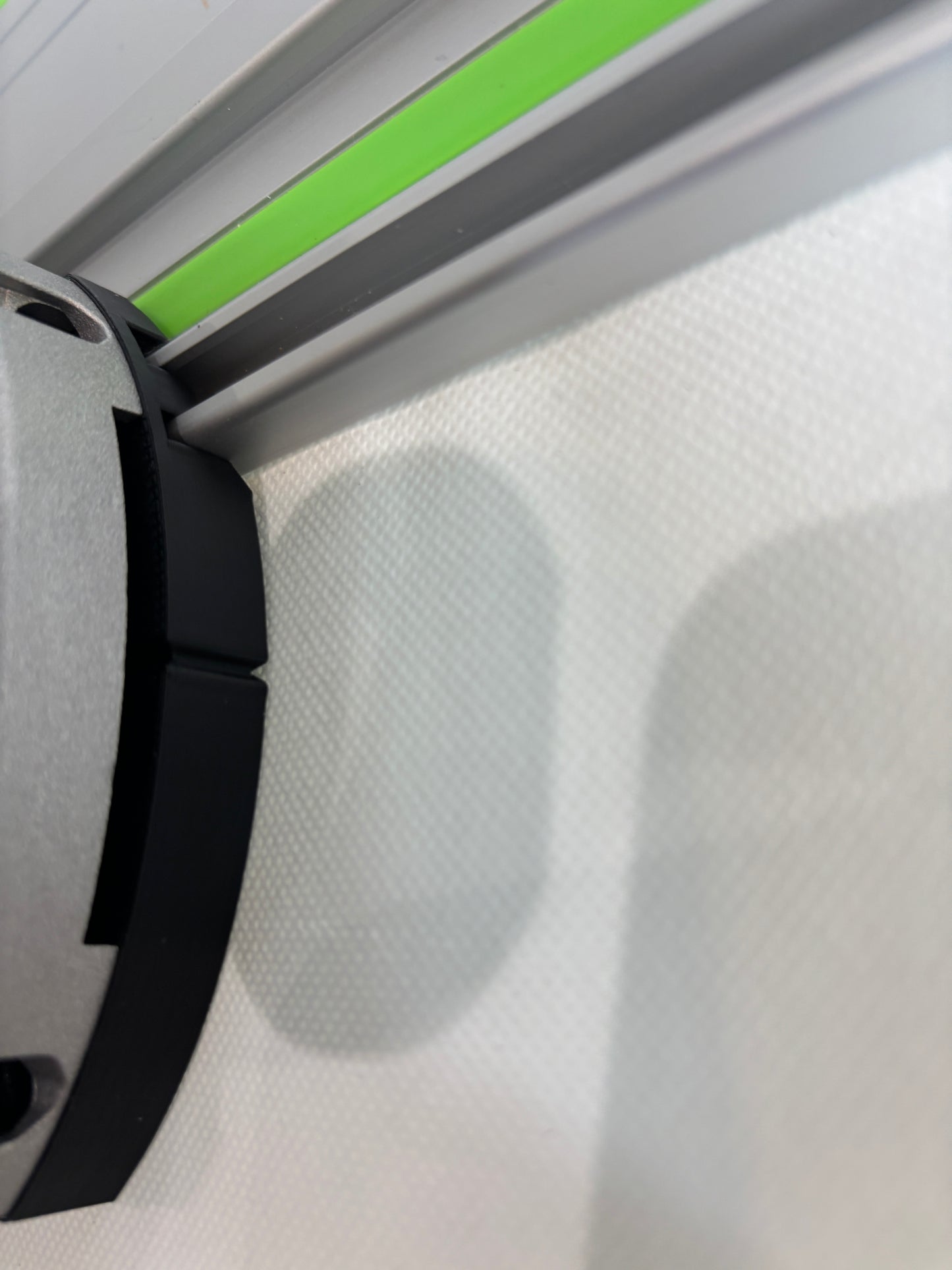 TOOLAX Adaptor to fit Festool Guide rail for Dewalt Routers: D26203, D26204 & DCW604