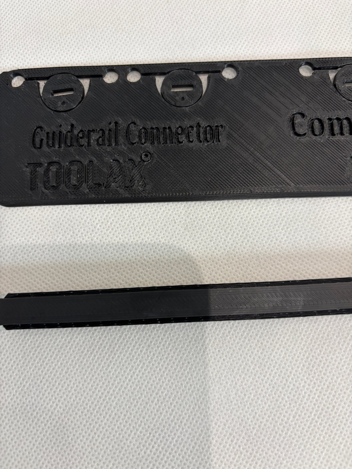 TOOLAX Connector compatible with the Metabo guide rails - Fast, Precise and Secure