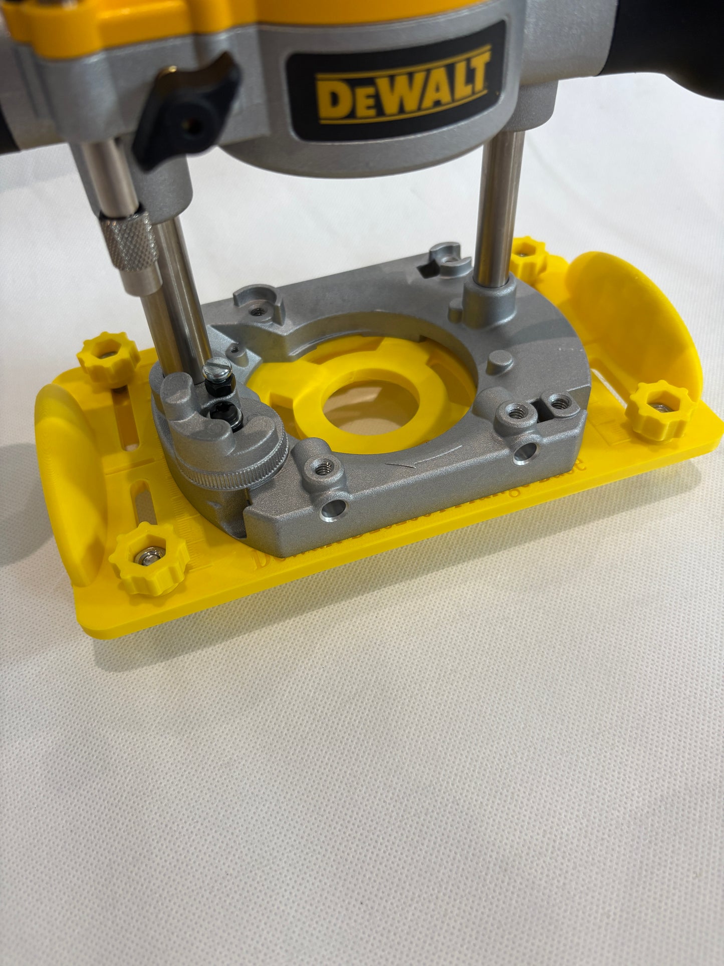 TOOLAX Adaptor for Dewalt D2604 D26203 DCW604 Router Plunge Base Adaptor 262004 to Jig for making mortises / slot mortises / grooves