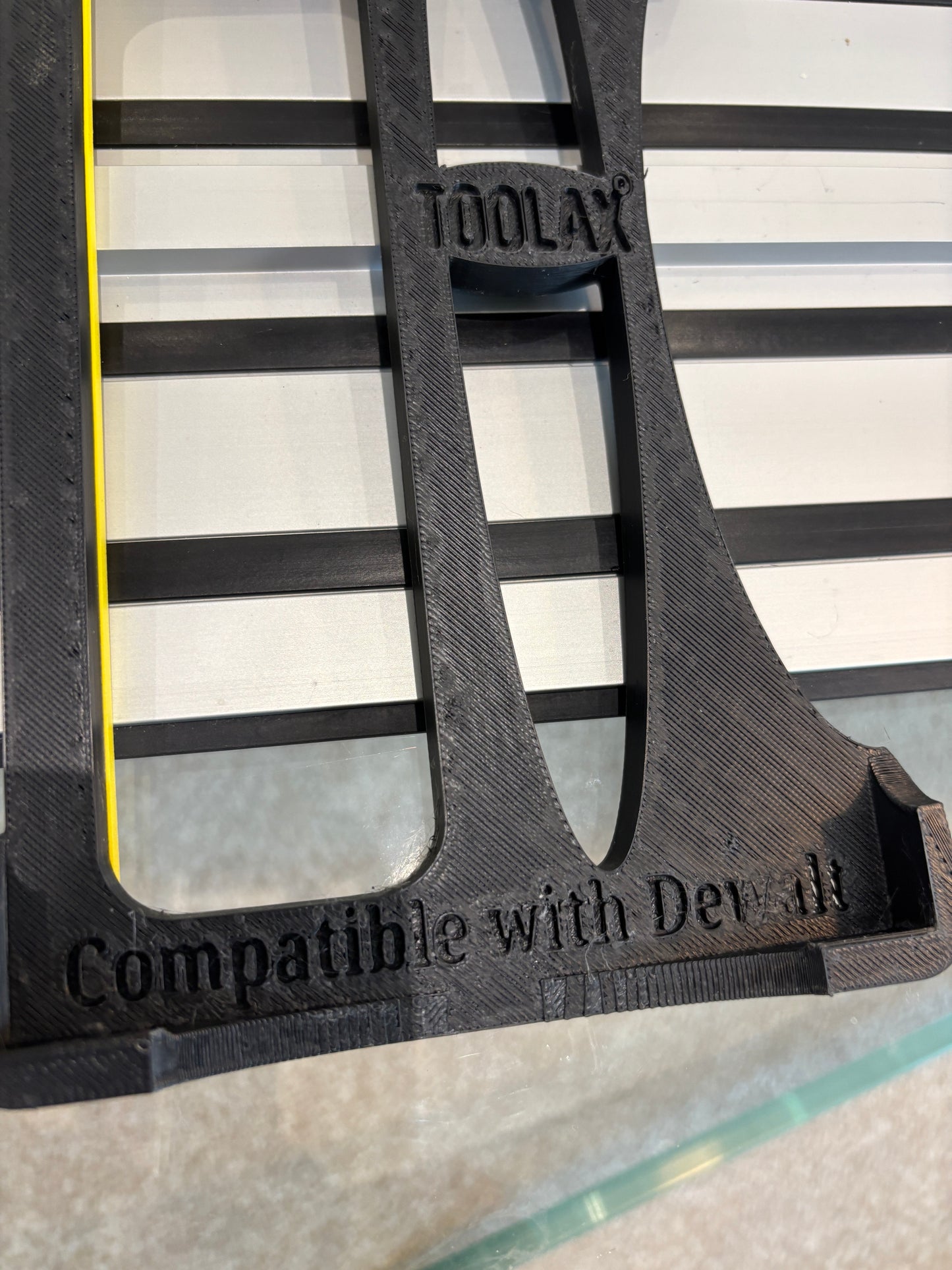 TOOLAX Adaptor / Slik plate / Shoe Compatible with the Dewalt DW935 Circular Saw to fit Dewalt Guide rail