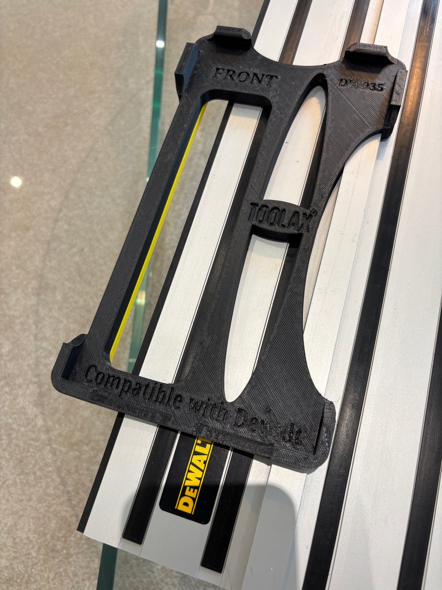 TOOLAX Adaptor / Slik plate / Shoe Compatible with the Dewalt DW935 Circular Saw to fit Dewalt Guide rail