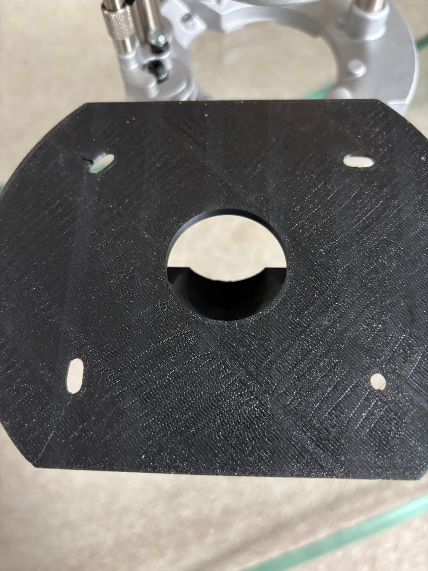 TOOLAX Edge banding attachment for Dewalt routers DCW604 D26203 D26204 via D262004 Plunge Base attachment