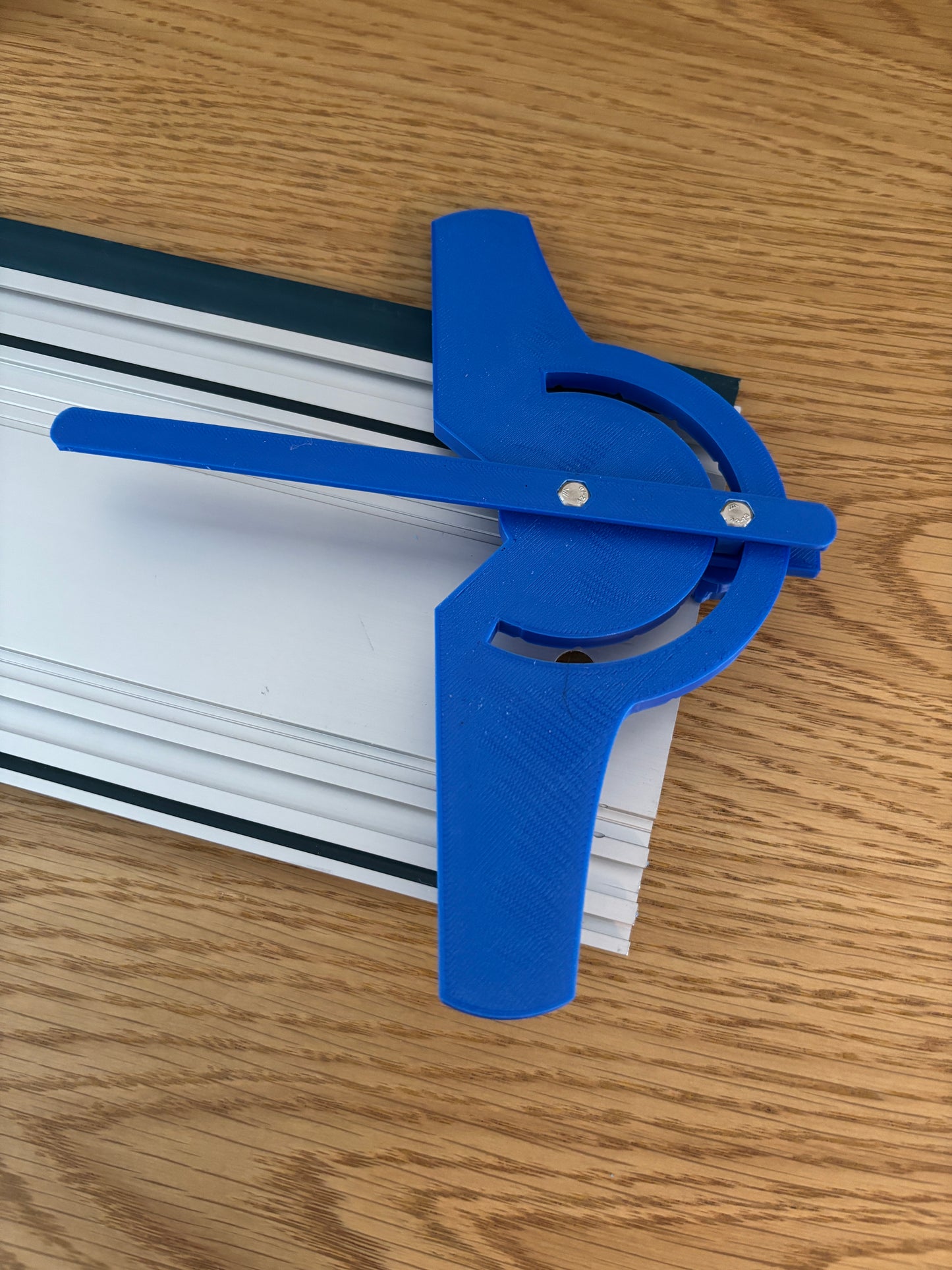 TOOLAX Fully Variable Adjustable Angle Guide Rail Fence Attachment for Bosch Guide Rails