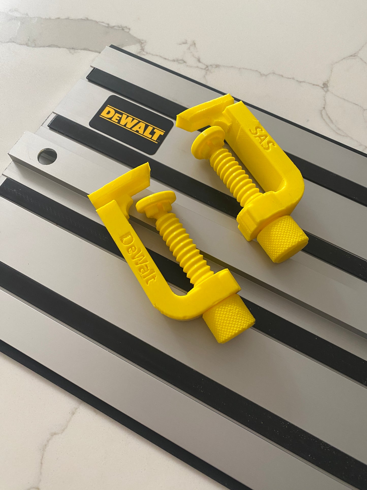 All In One Clamp G-Style - Pair to fit Dewalt track saw guide rail - Complete !