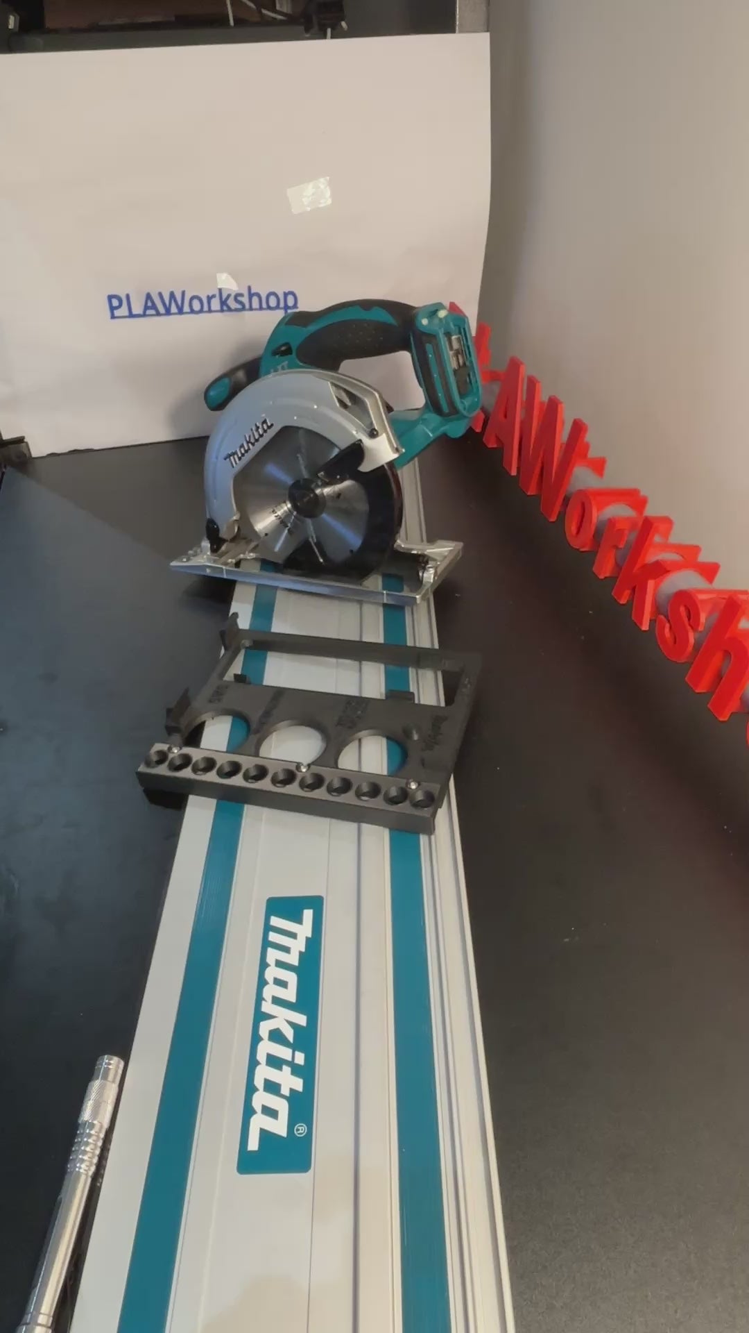 Makita DSS610 / DSS611 Adaptor base / Skid plate for Circular Saw to fit Makita Guide rail