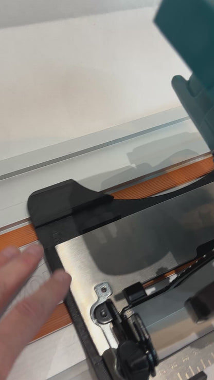 TOOLAX Adaptor Base / Skid plate, compatible with Makita DHS660 / XSH04 Circular saw to fit Evolution Guide Rail